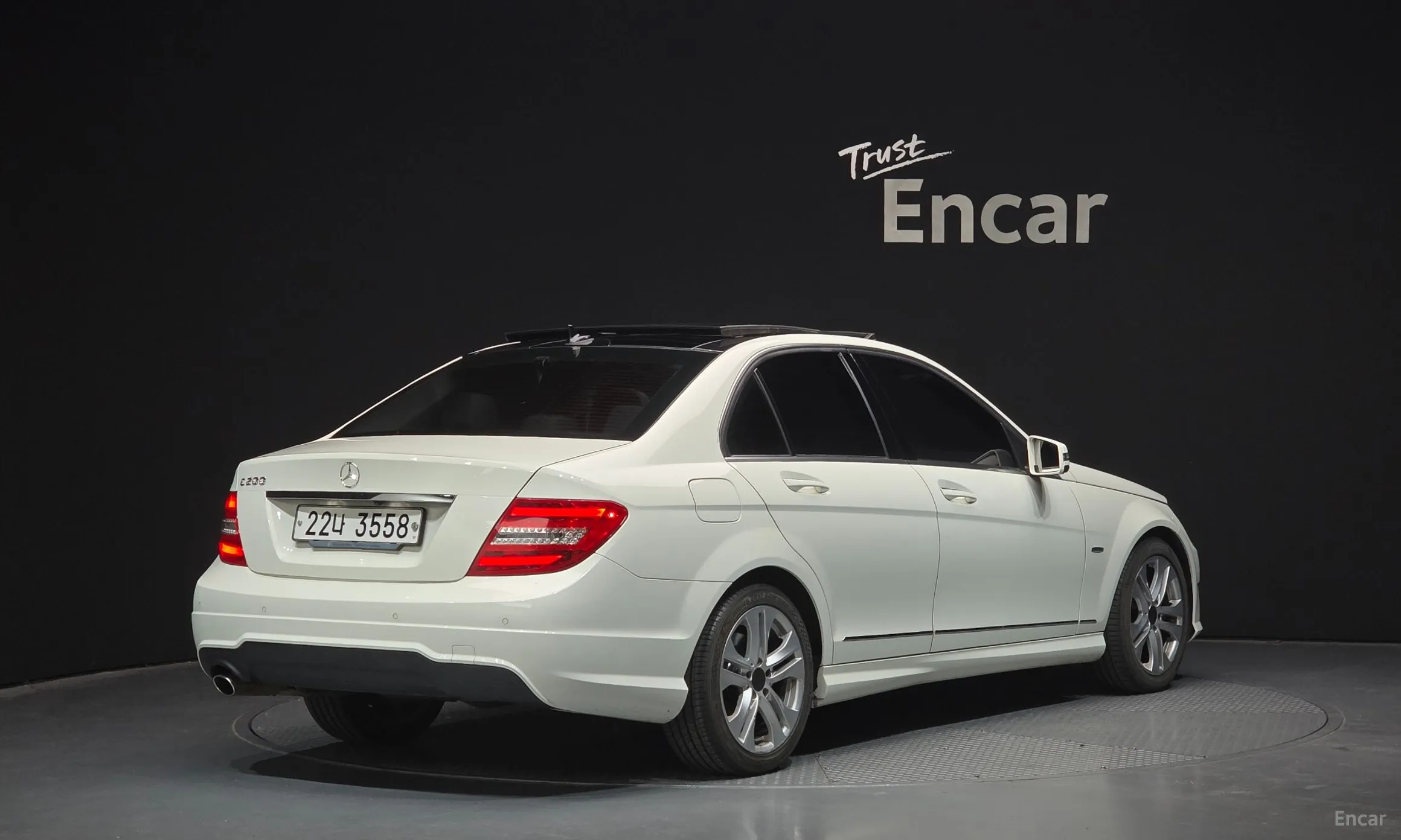 Mercedes Benz C-Class W204