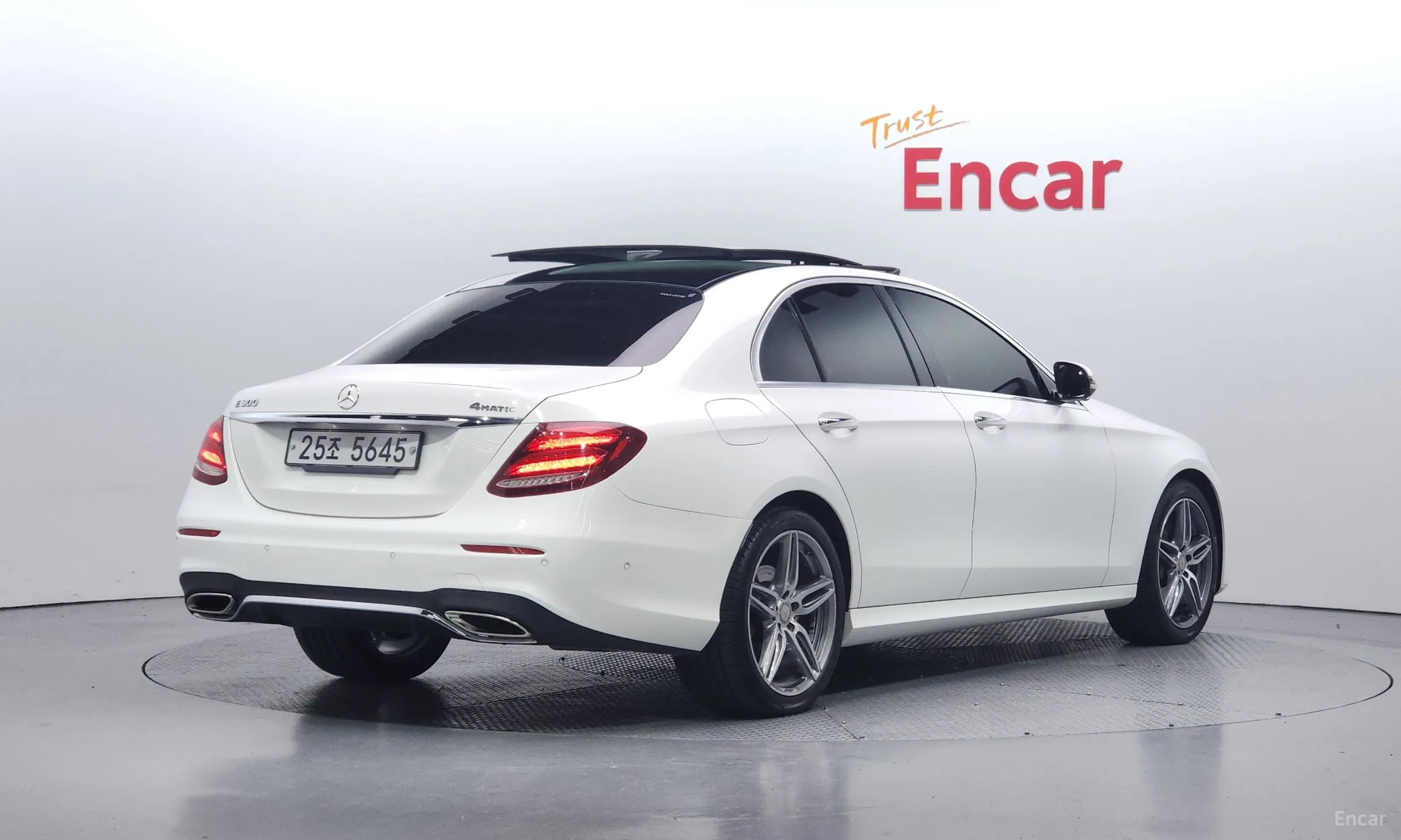 Mercedes Benz E-Class W213 превью 2