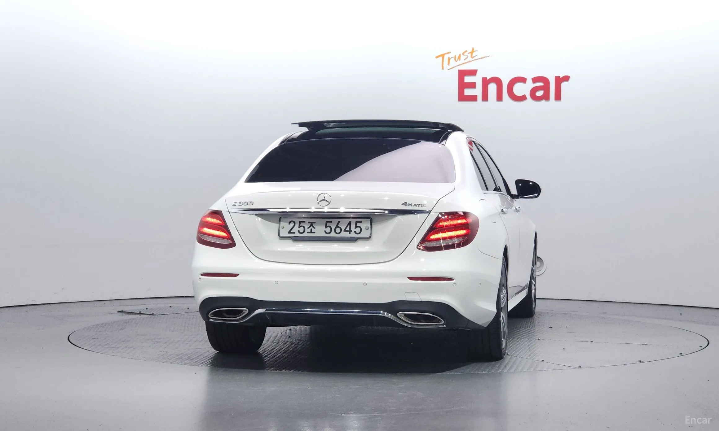 Mercedes Benz E-Class W213 превью 4