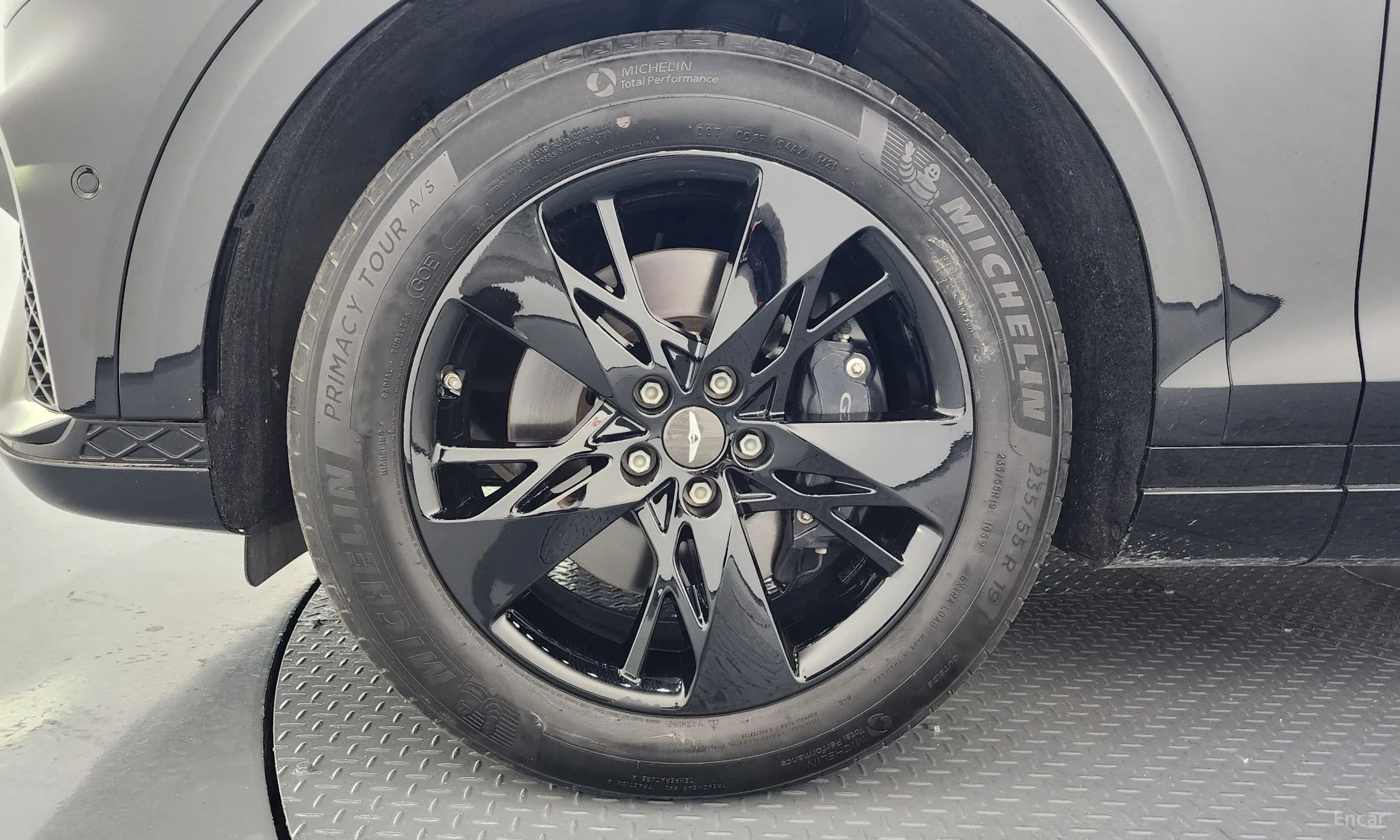 Genesis GV70 превью 5