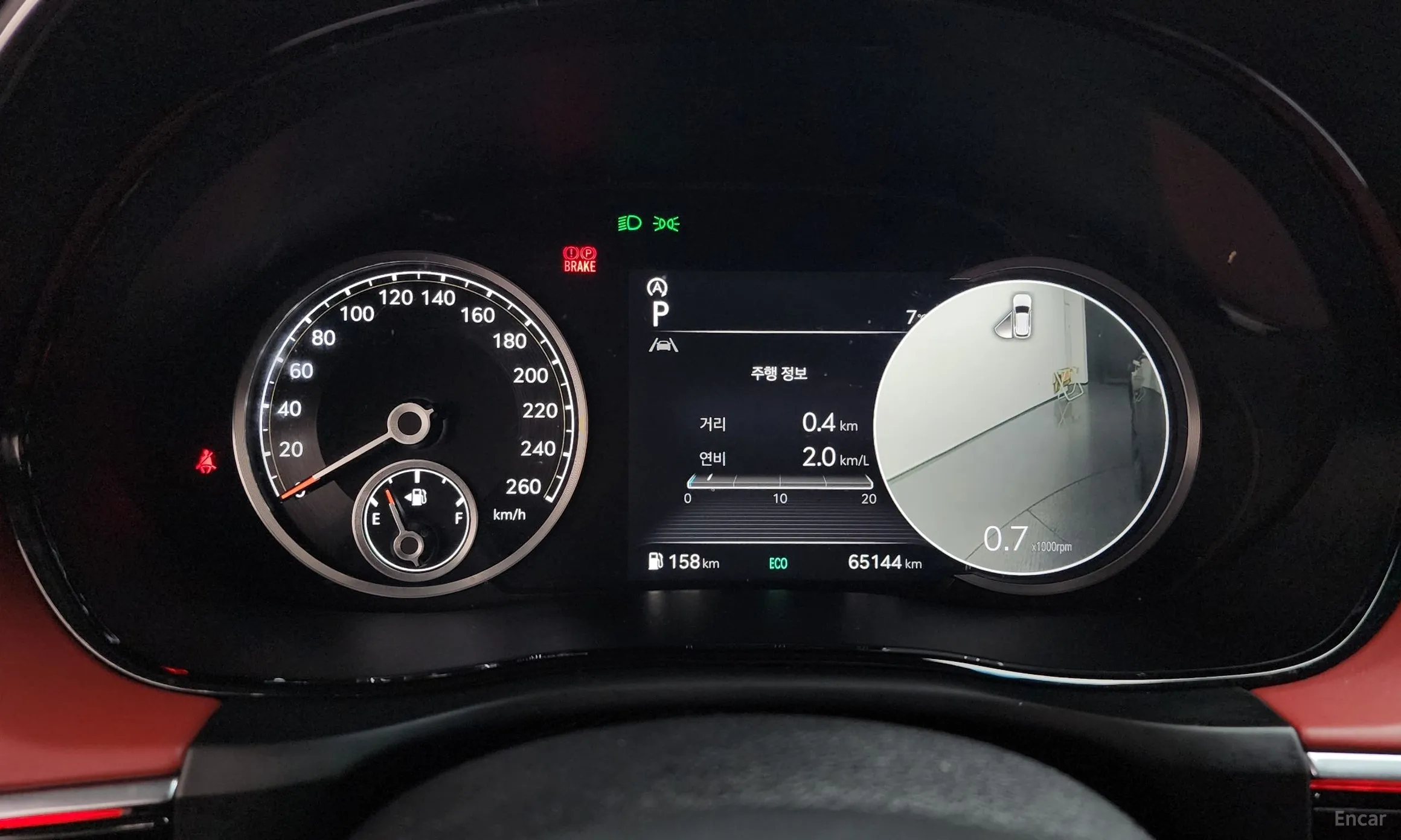 Genesis GV70 превью 8