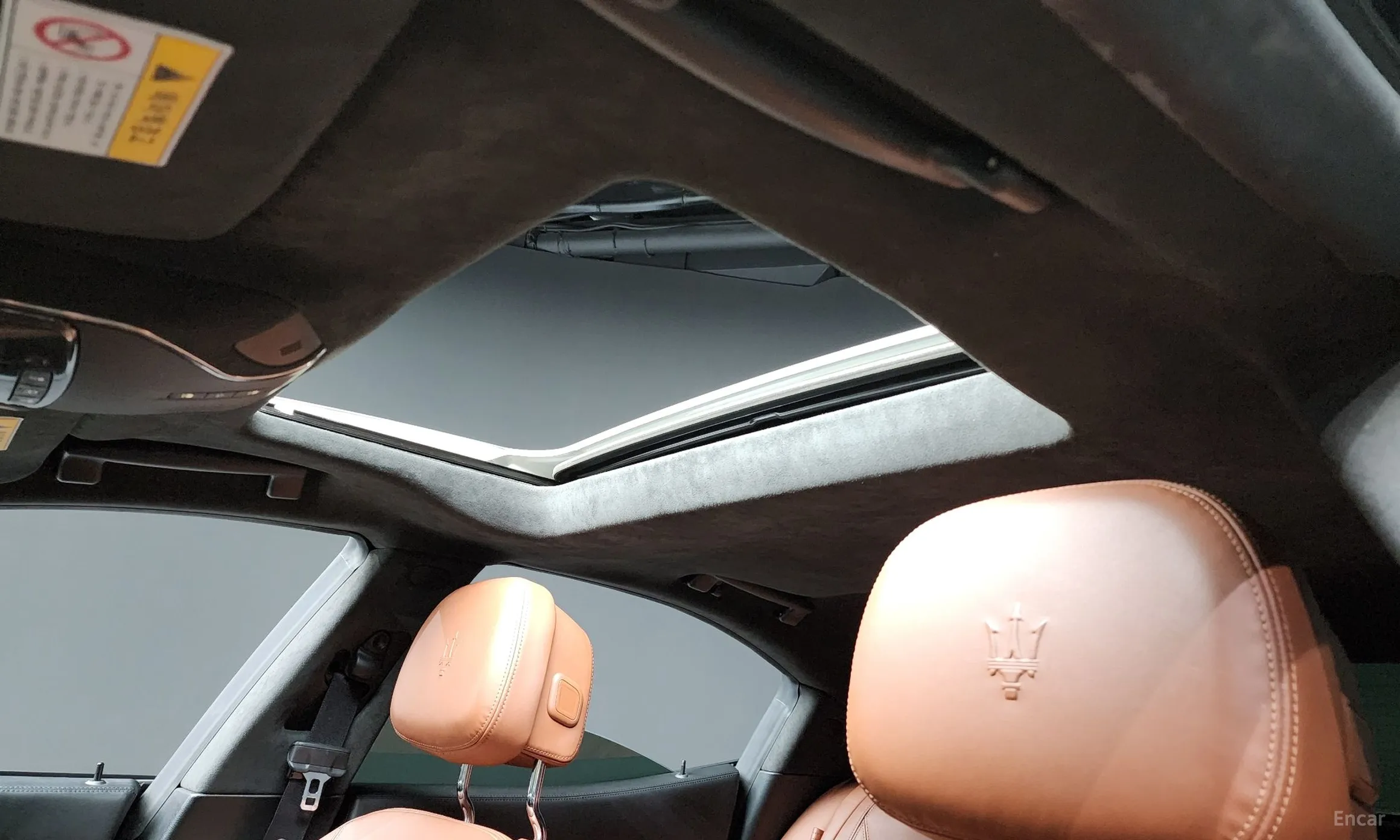 Maserati Ghibli превью 19