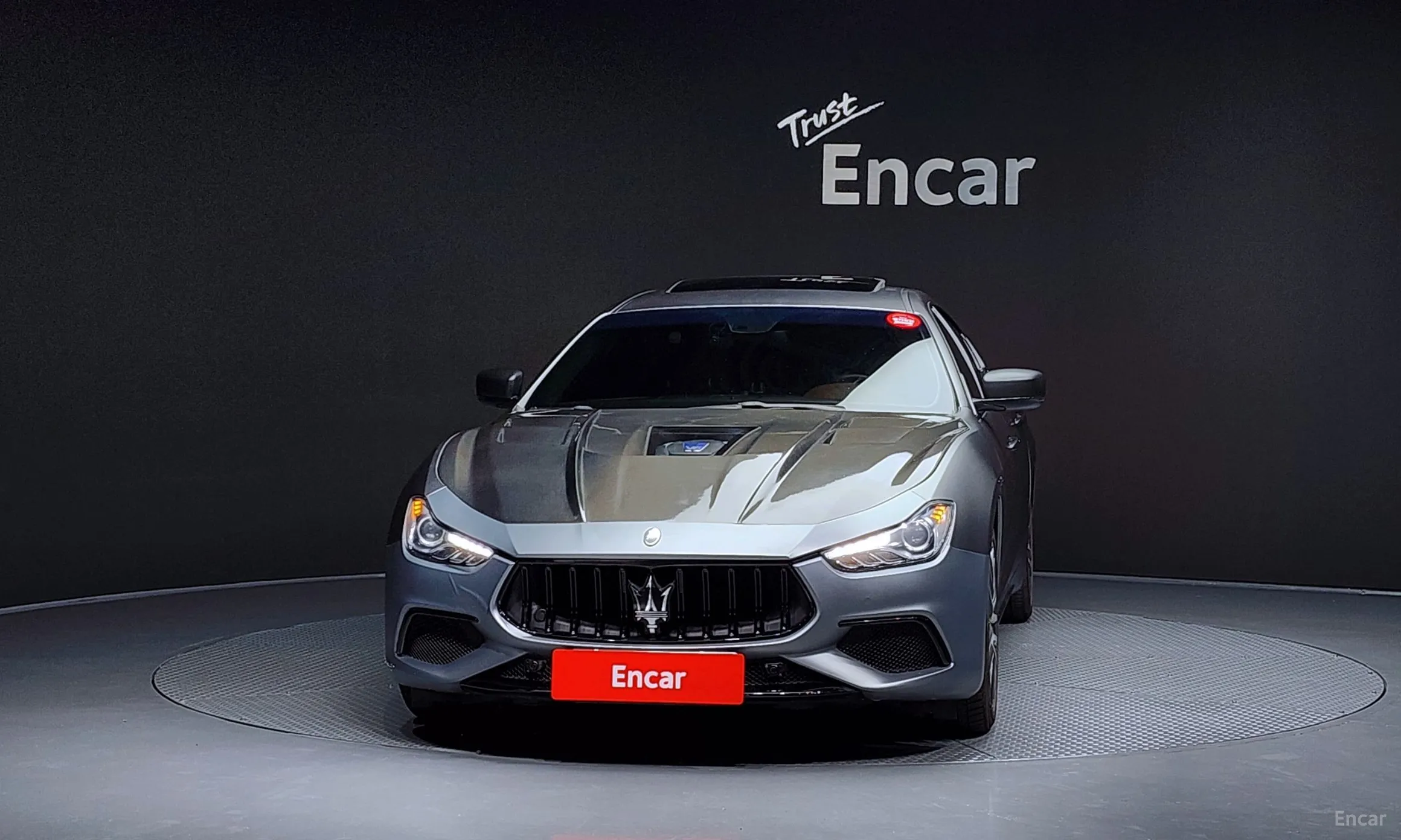 Maserati Ghibli превью 3
