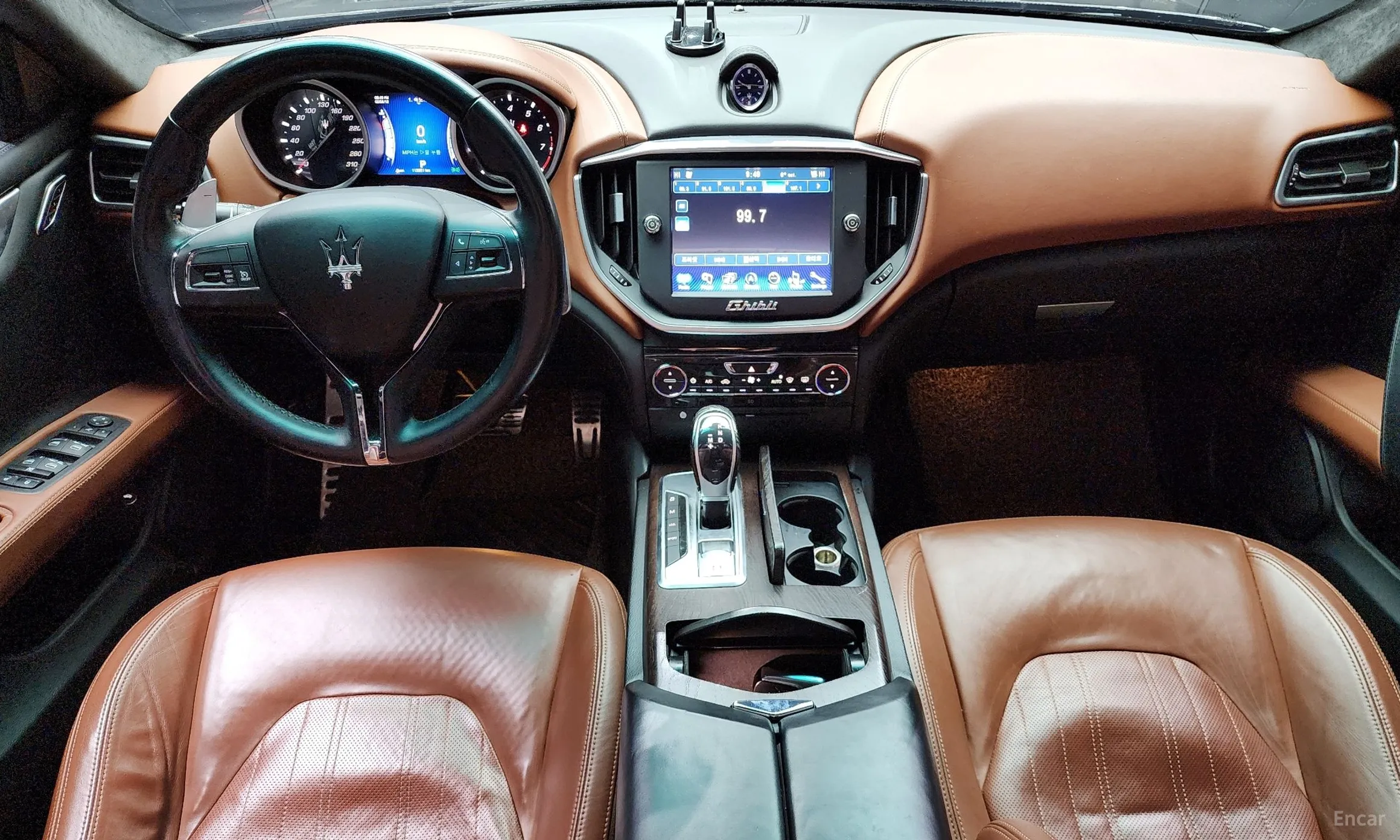 Maserati Ghibli превью 7