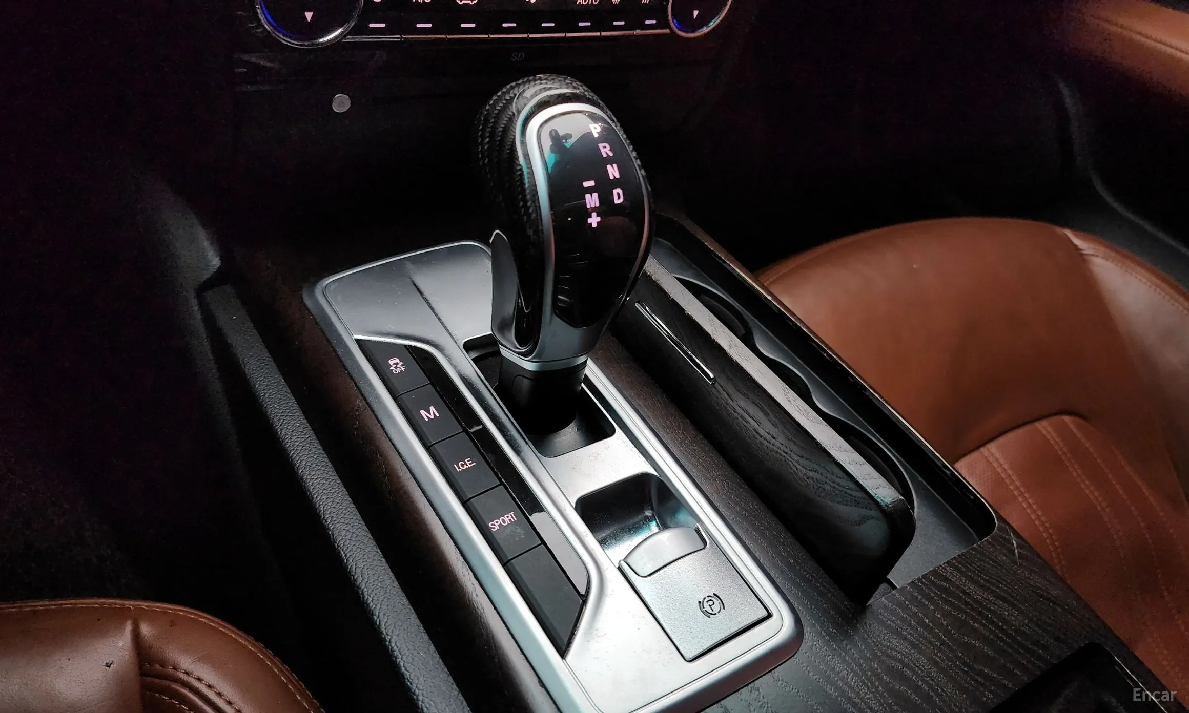 Maserati Ghibli превью 9
