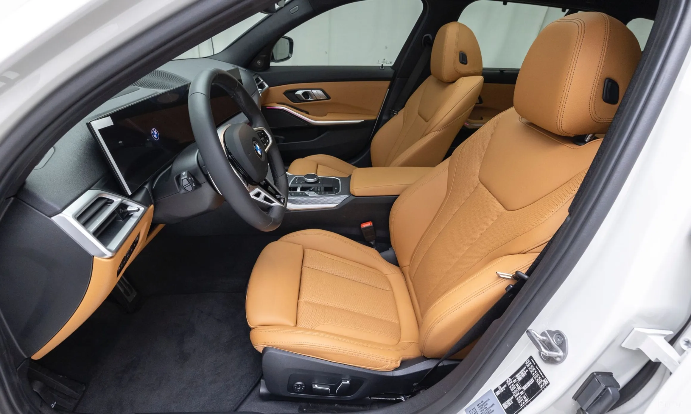 BMW 3 Series (G20) превью 11