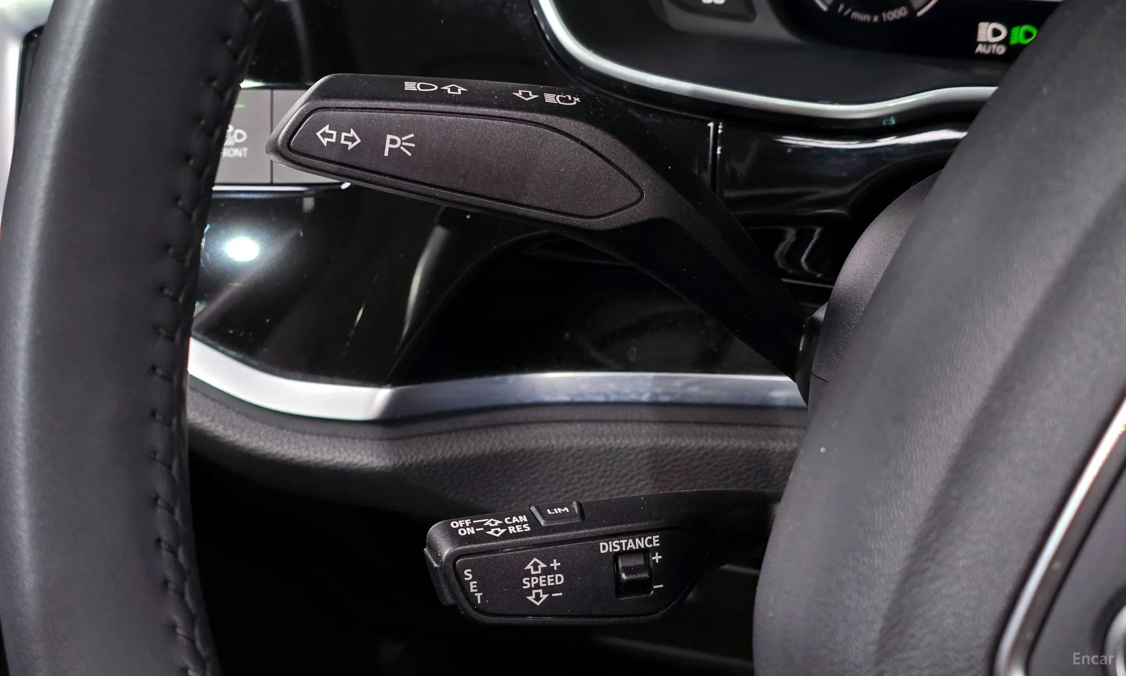 Audi Q3 (F3) превью 14