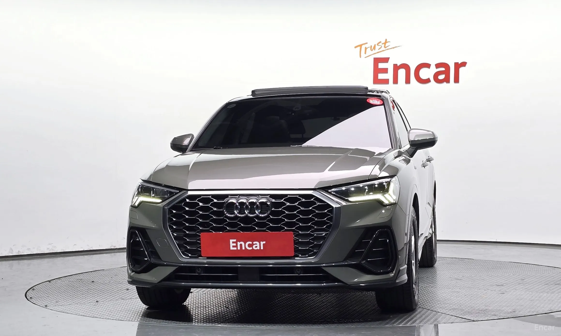 Audi Q3 (F3) превью 3