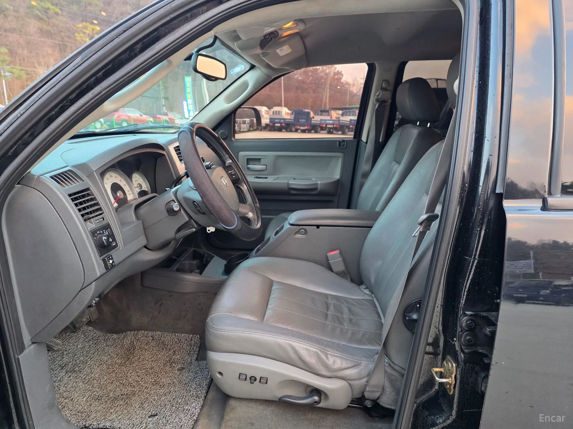 Dodge Dakota превью 10