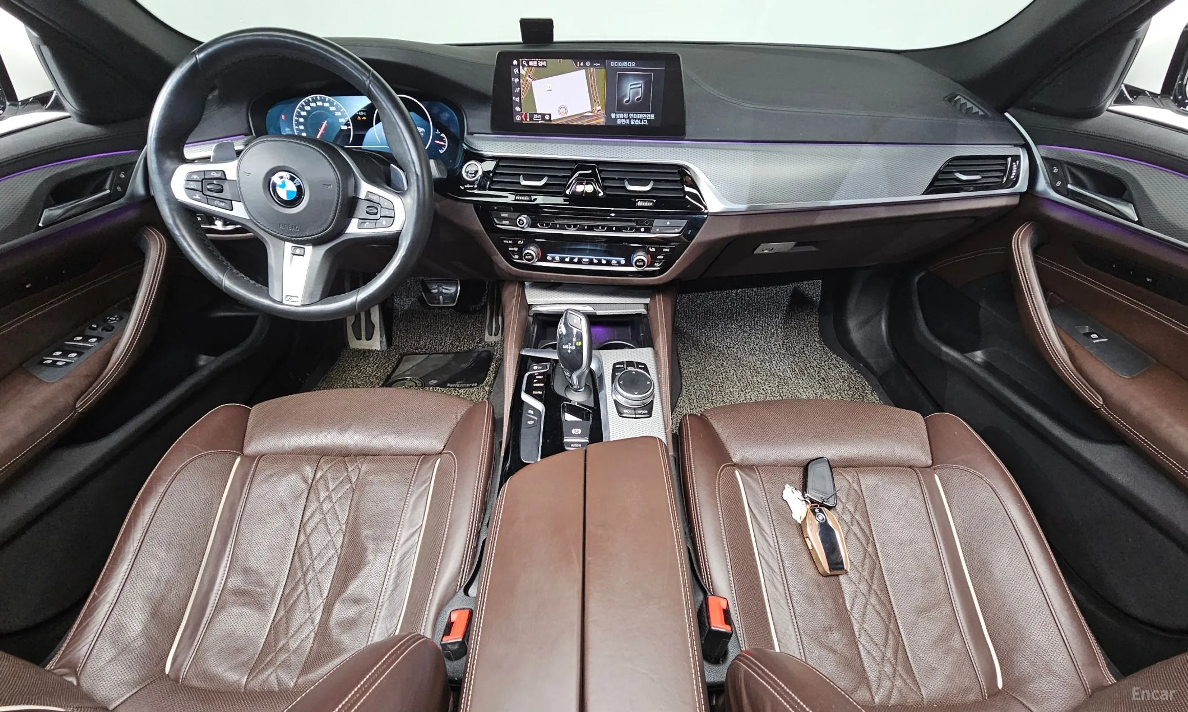 BMW 5 Series (G30) превью 7