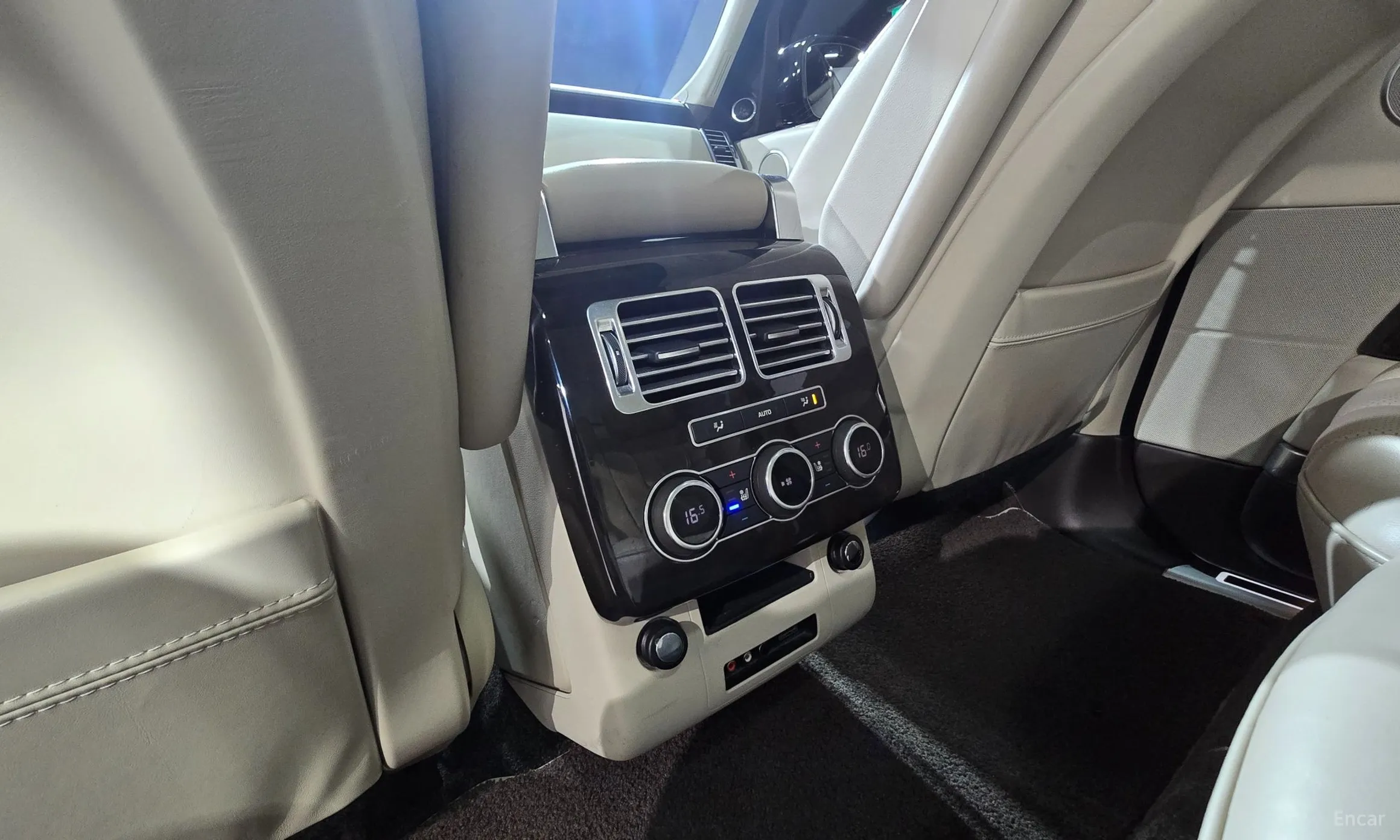 Land Rover Range Rover 4th Generation превью 15