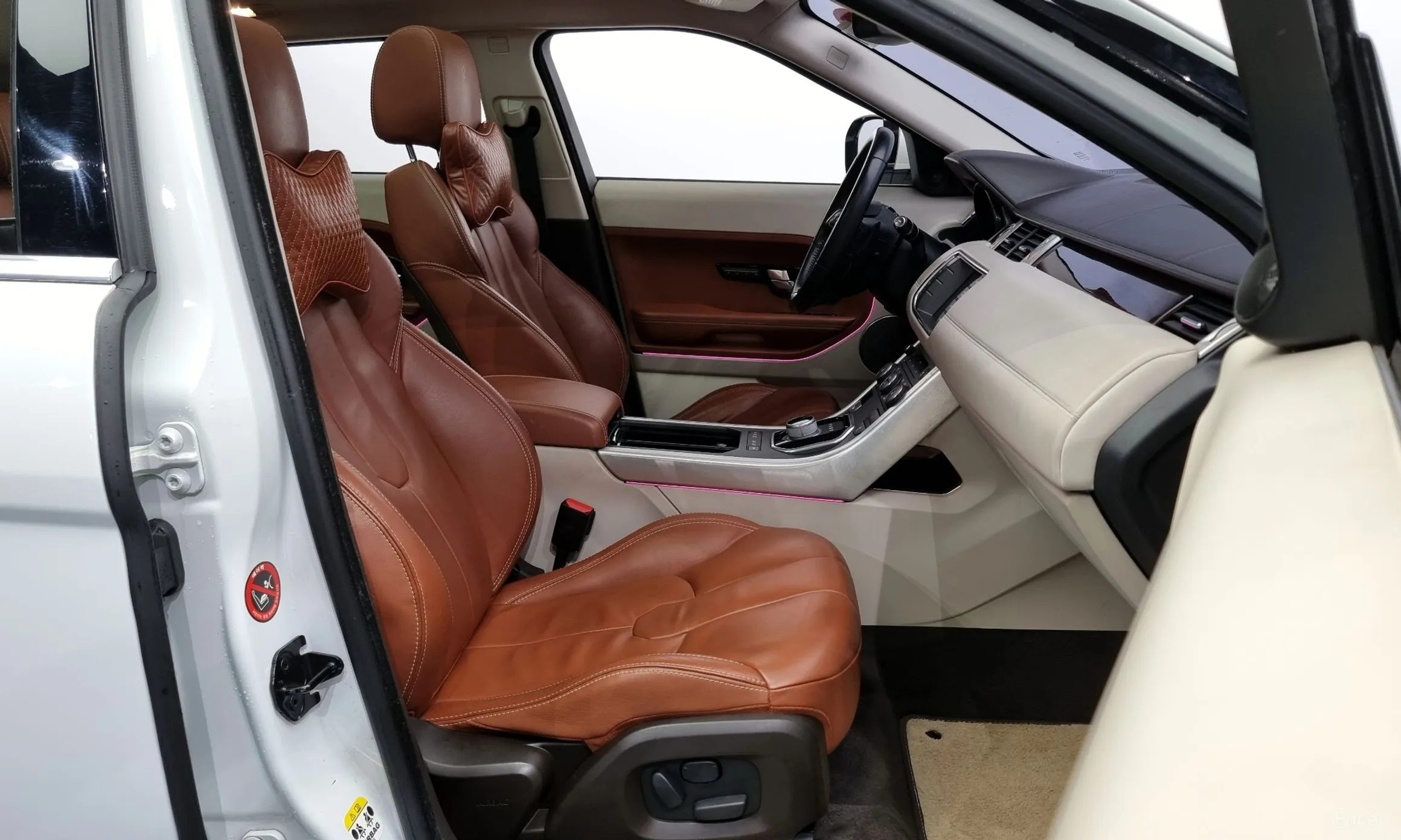 Land Rover Range Rover Evoque превью 11