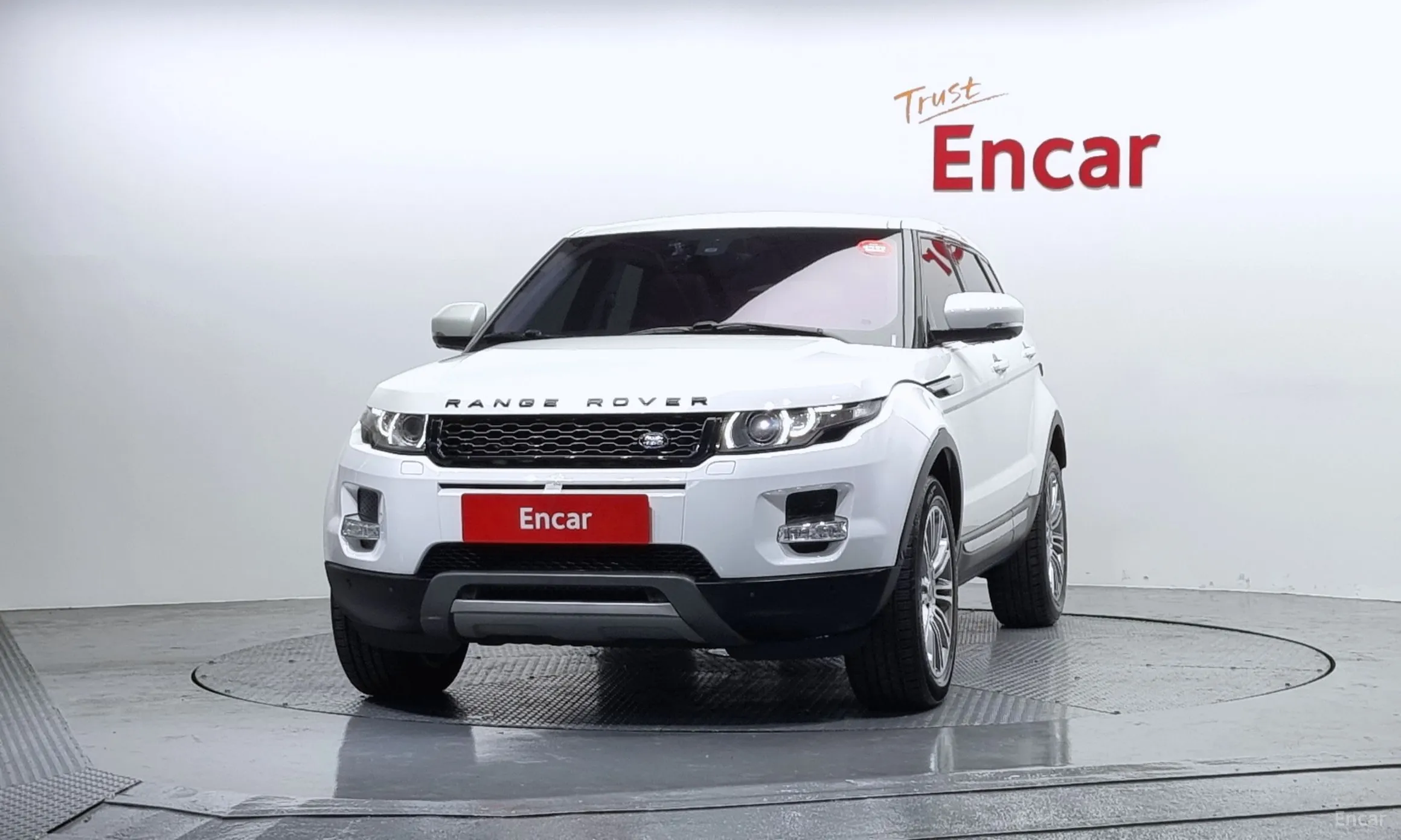 Land Rover Range Rover Evoque превью 3