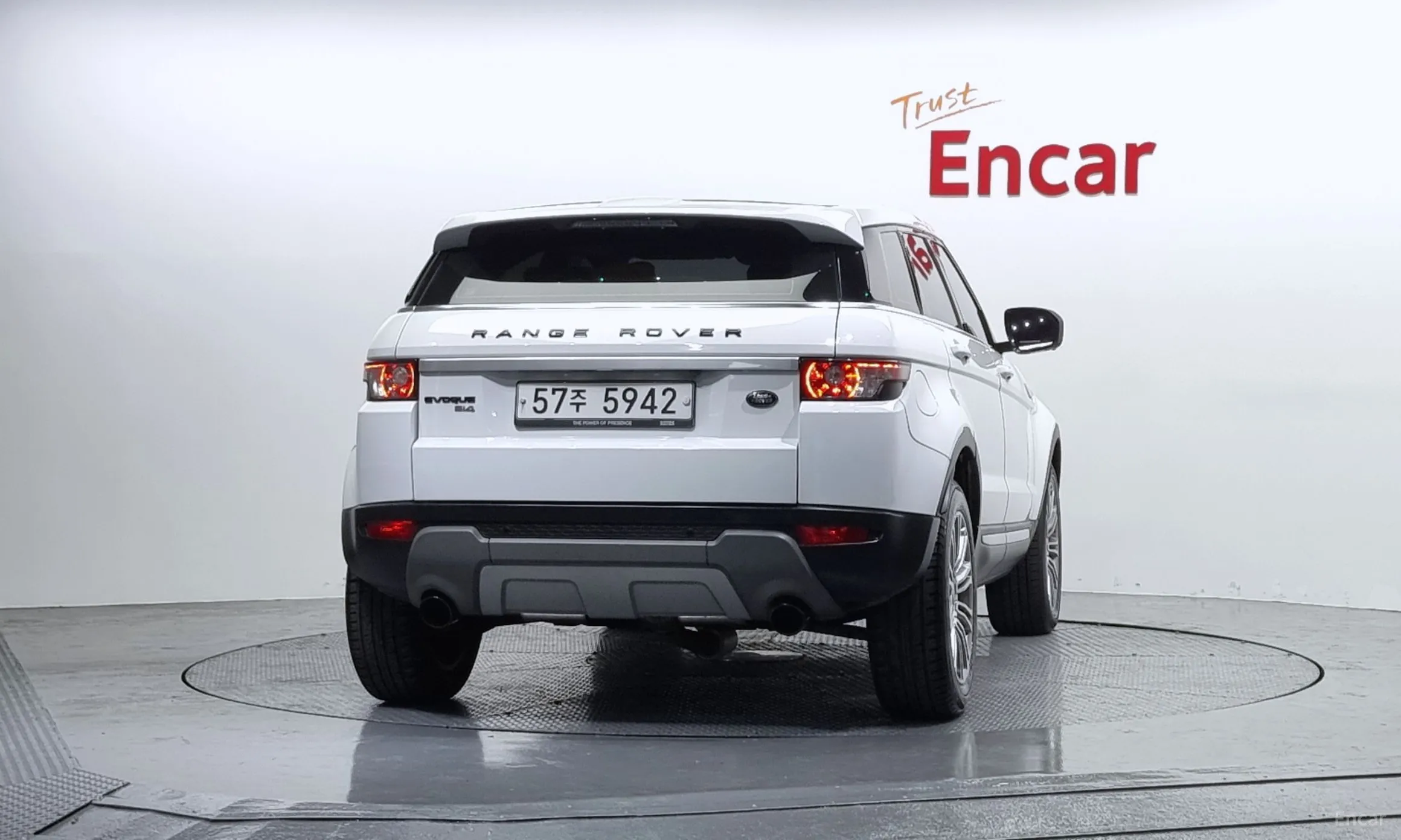 Land Rover Range Rover Evoque превью 4