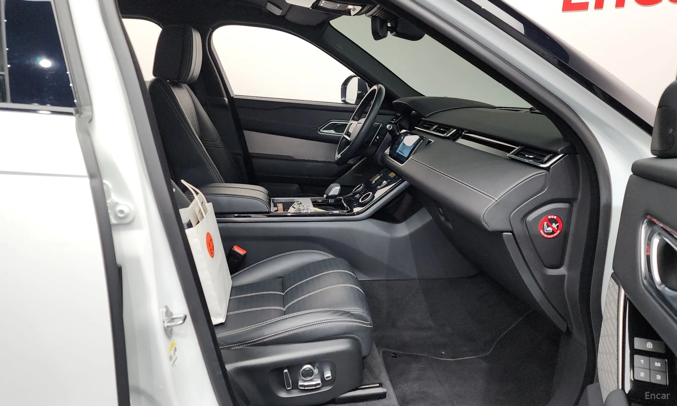 Land Rover Range Rover Bella превью 11