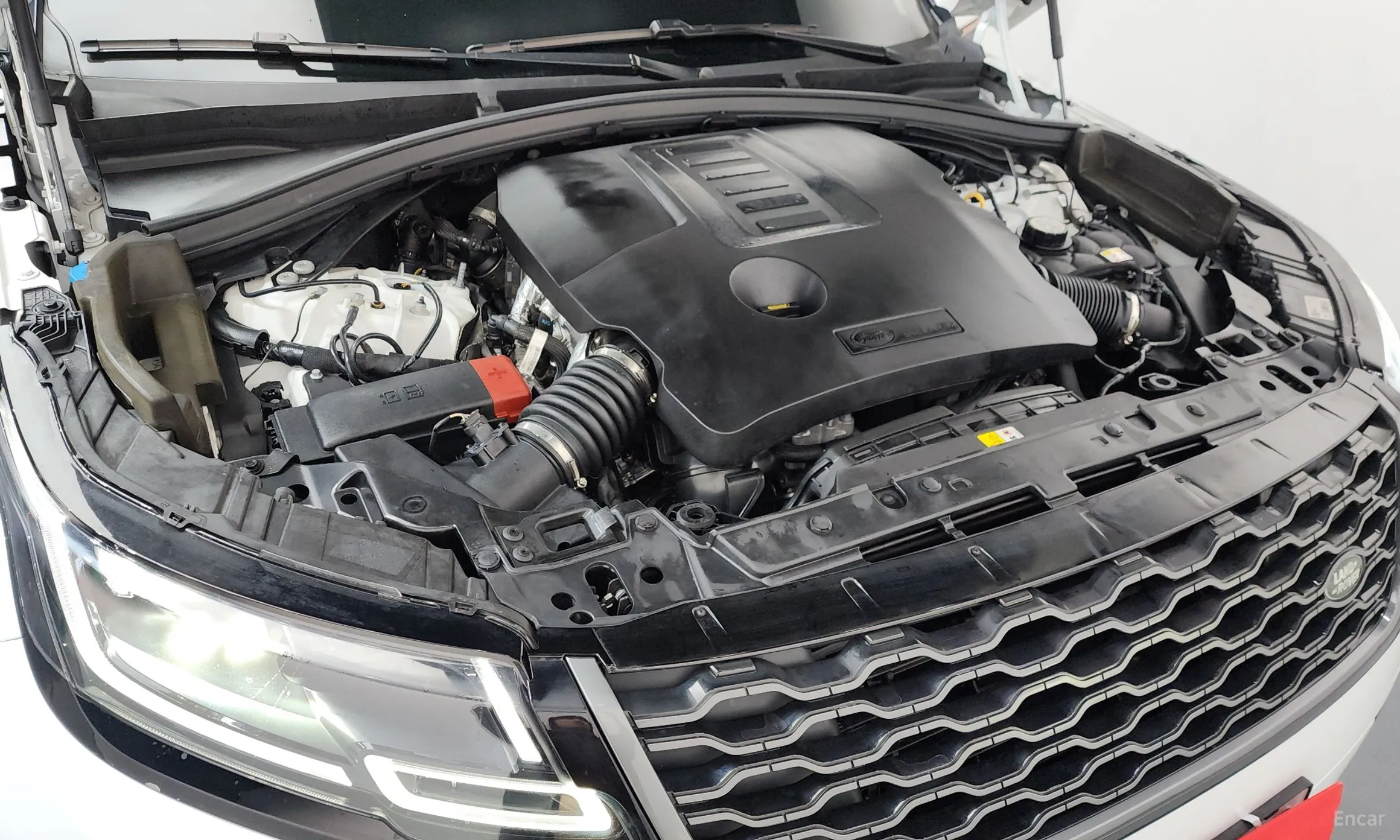 Land Rover Range Rover Bella превью 6