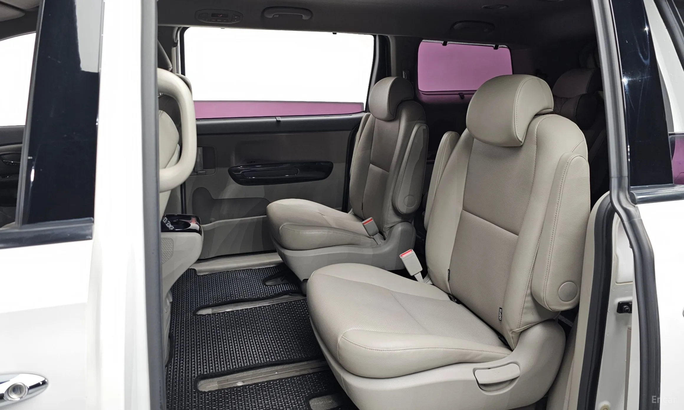 Kia Carnival превью 12