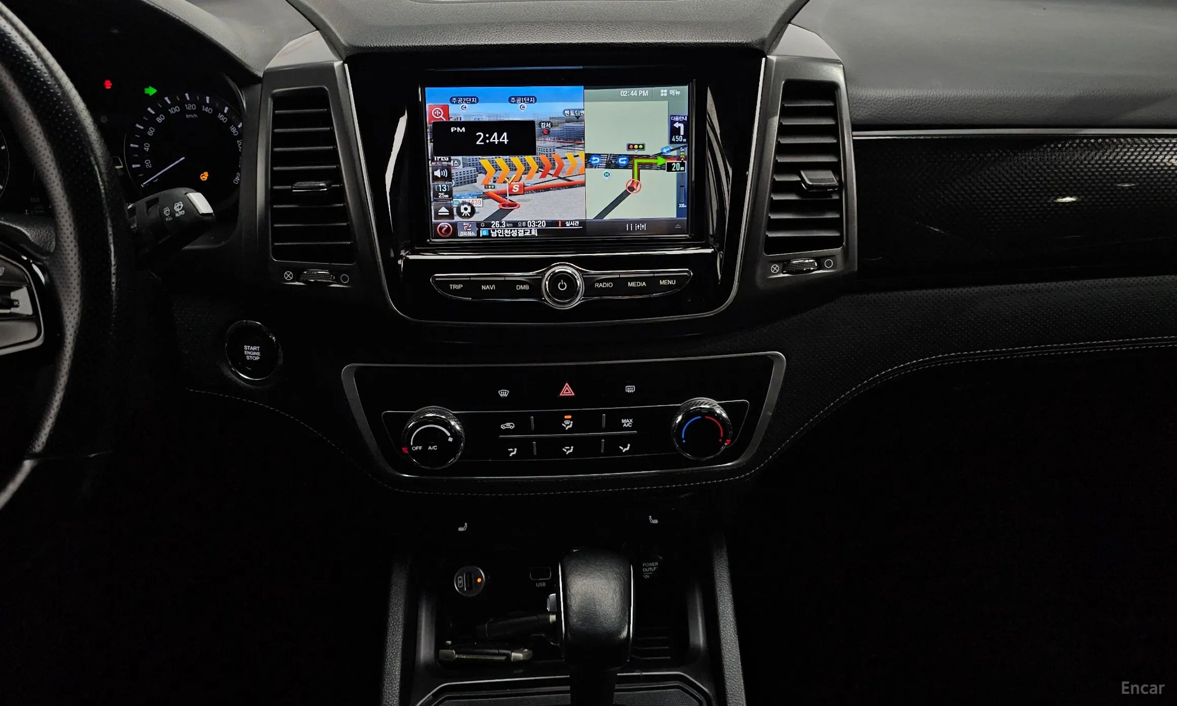 KG Mobility (SsangYong) Rexton Sports превью 14