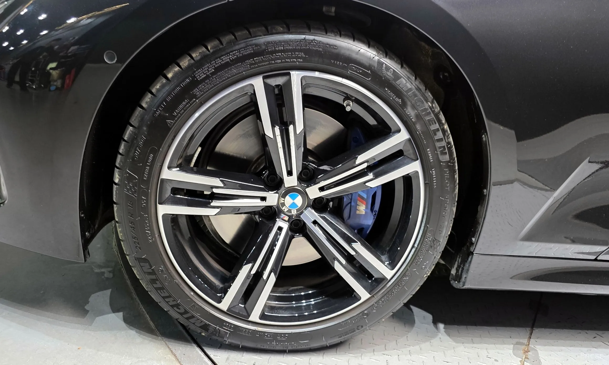 BMW 3 Series (G20) превью 5