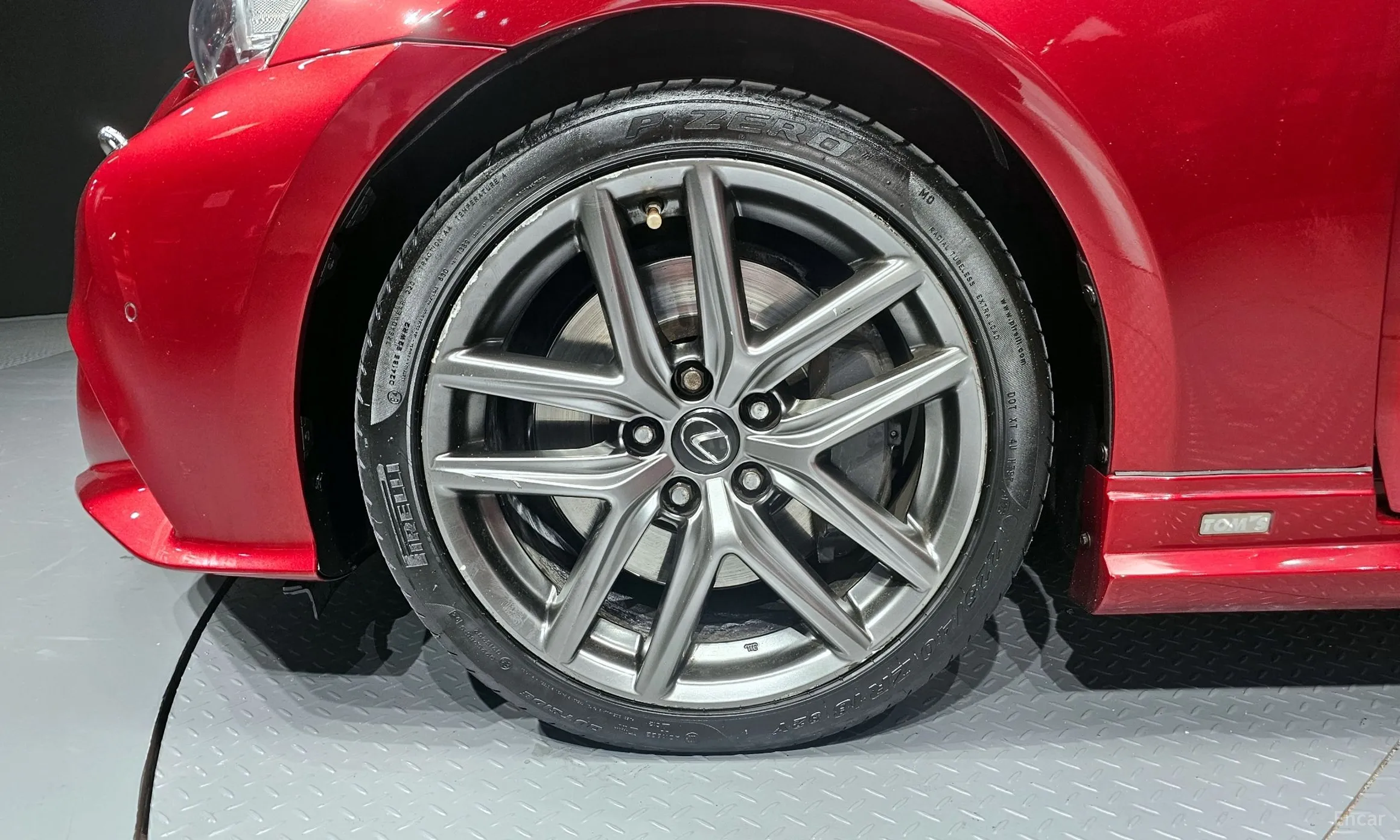 Lexus New IS200t превью 5