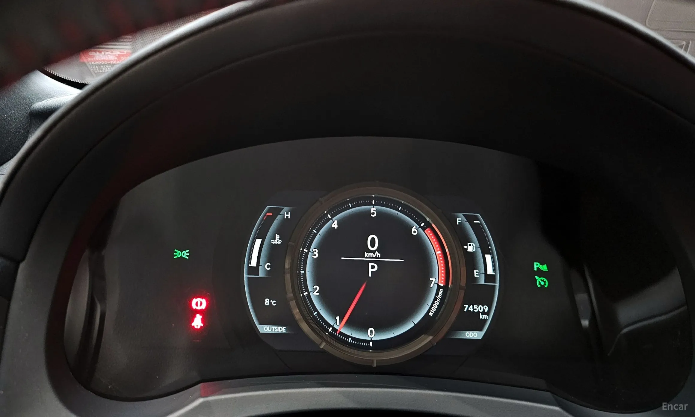 Lexus New IS200t превью 8