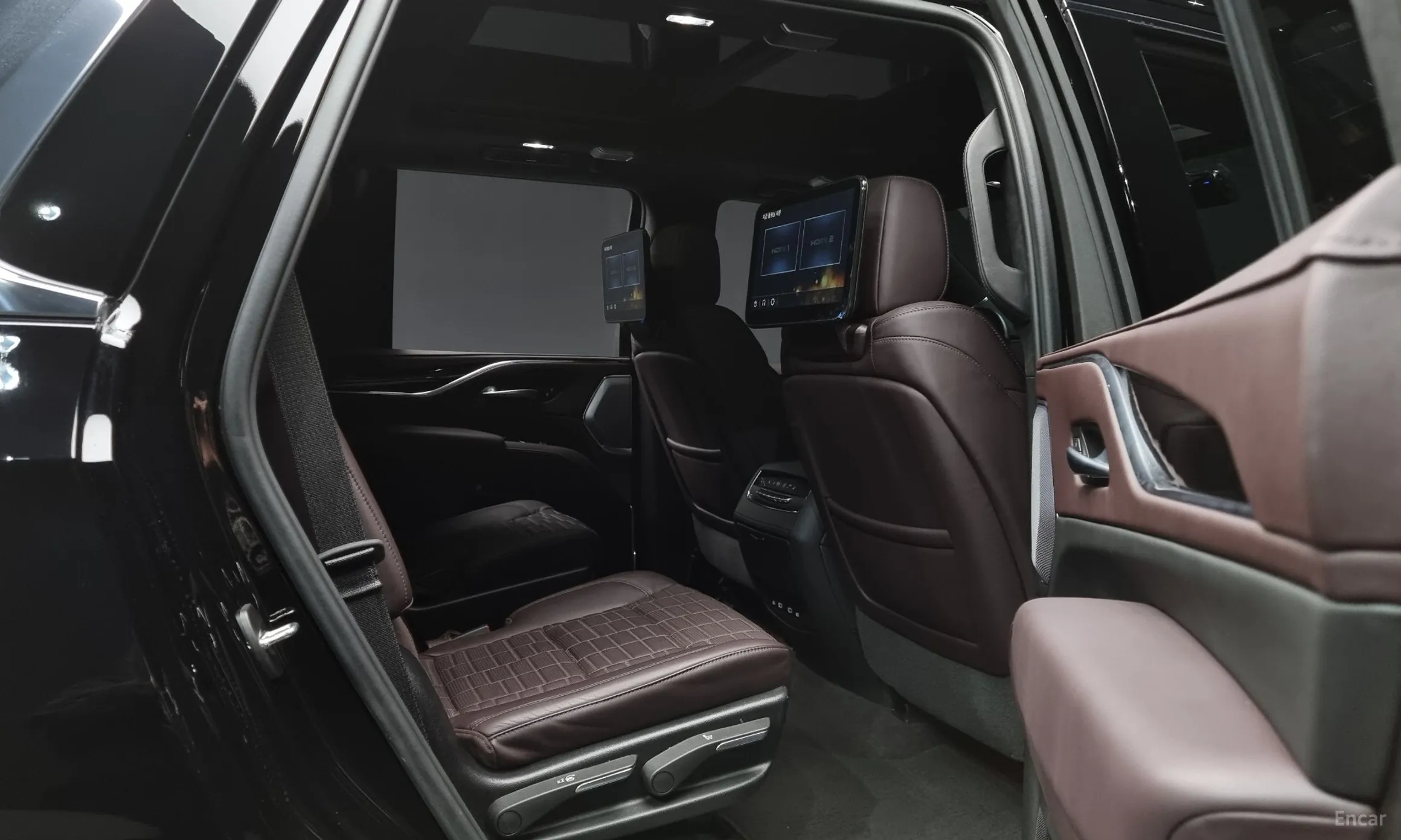 Cadillac Escalade 5th Generation превью 12