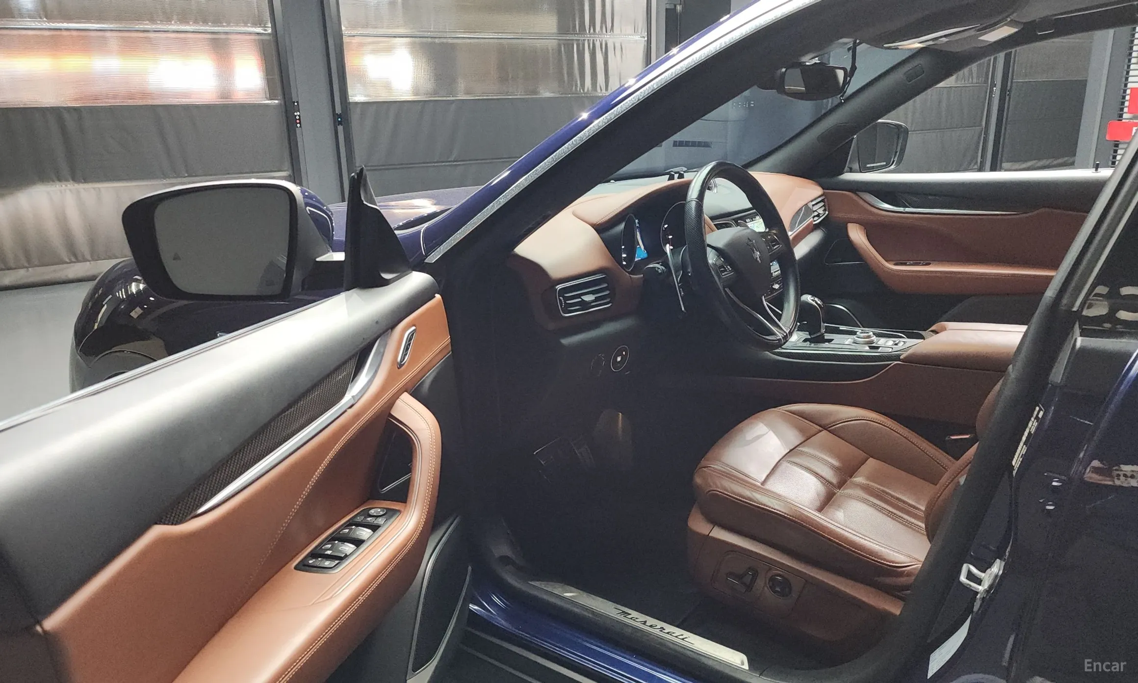 Maserati Levante превью 10