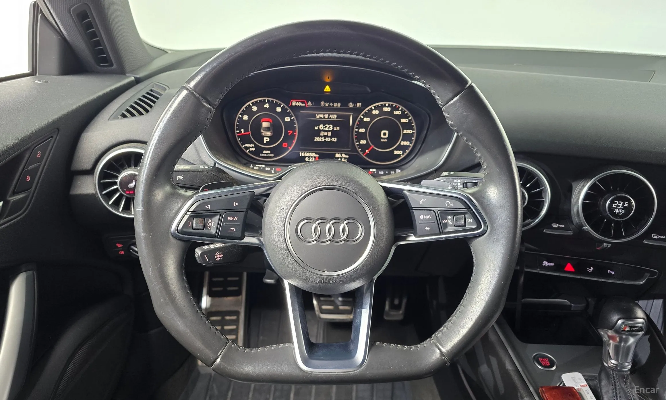 Audi TT (8S) превью 13