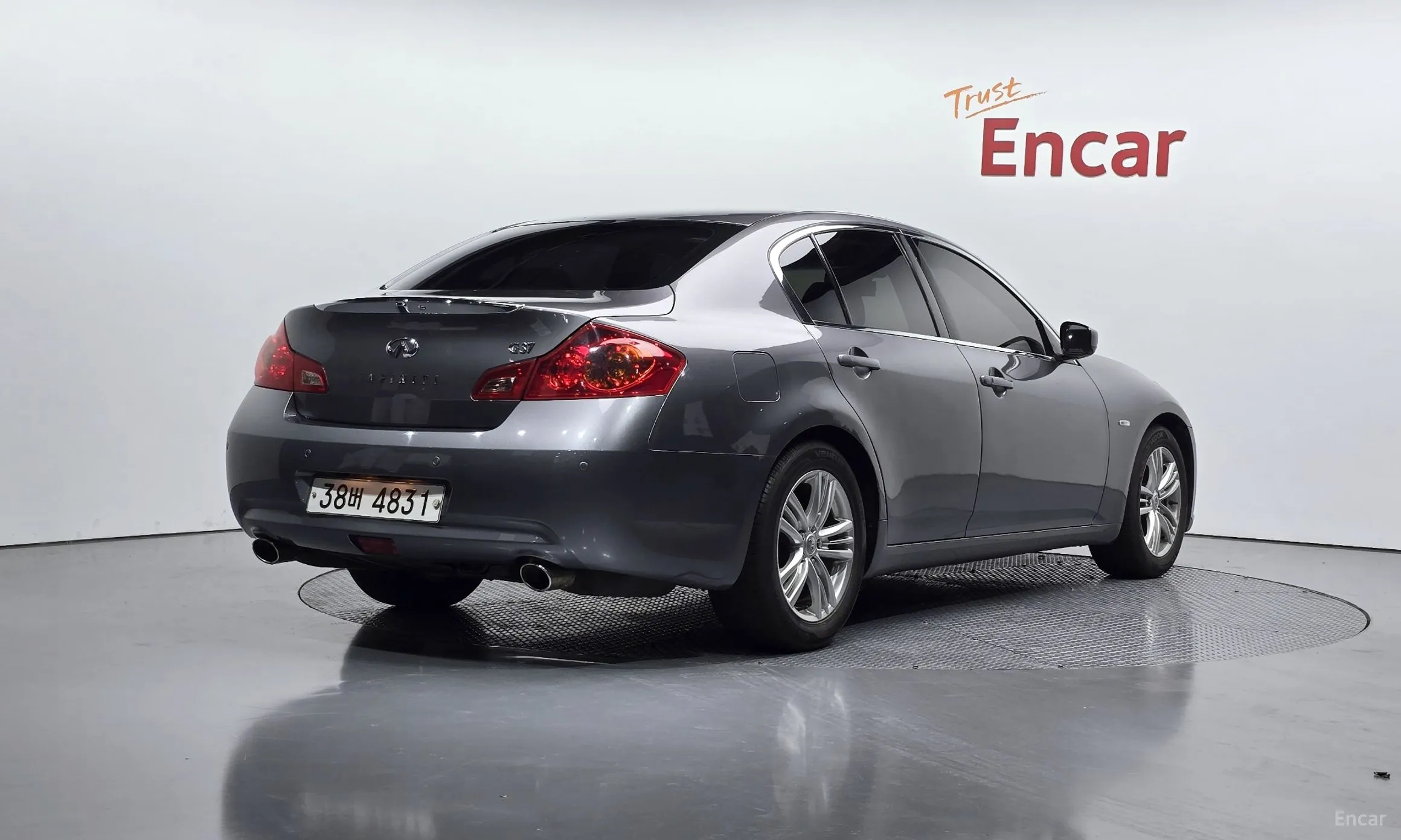 Infiniti G37 превью 2