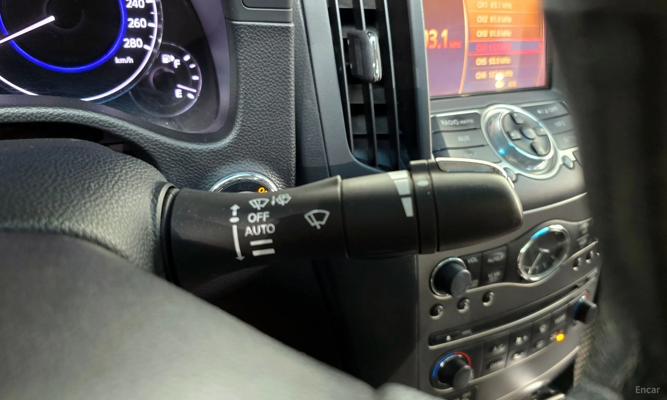 Infiniti G37 превью 19