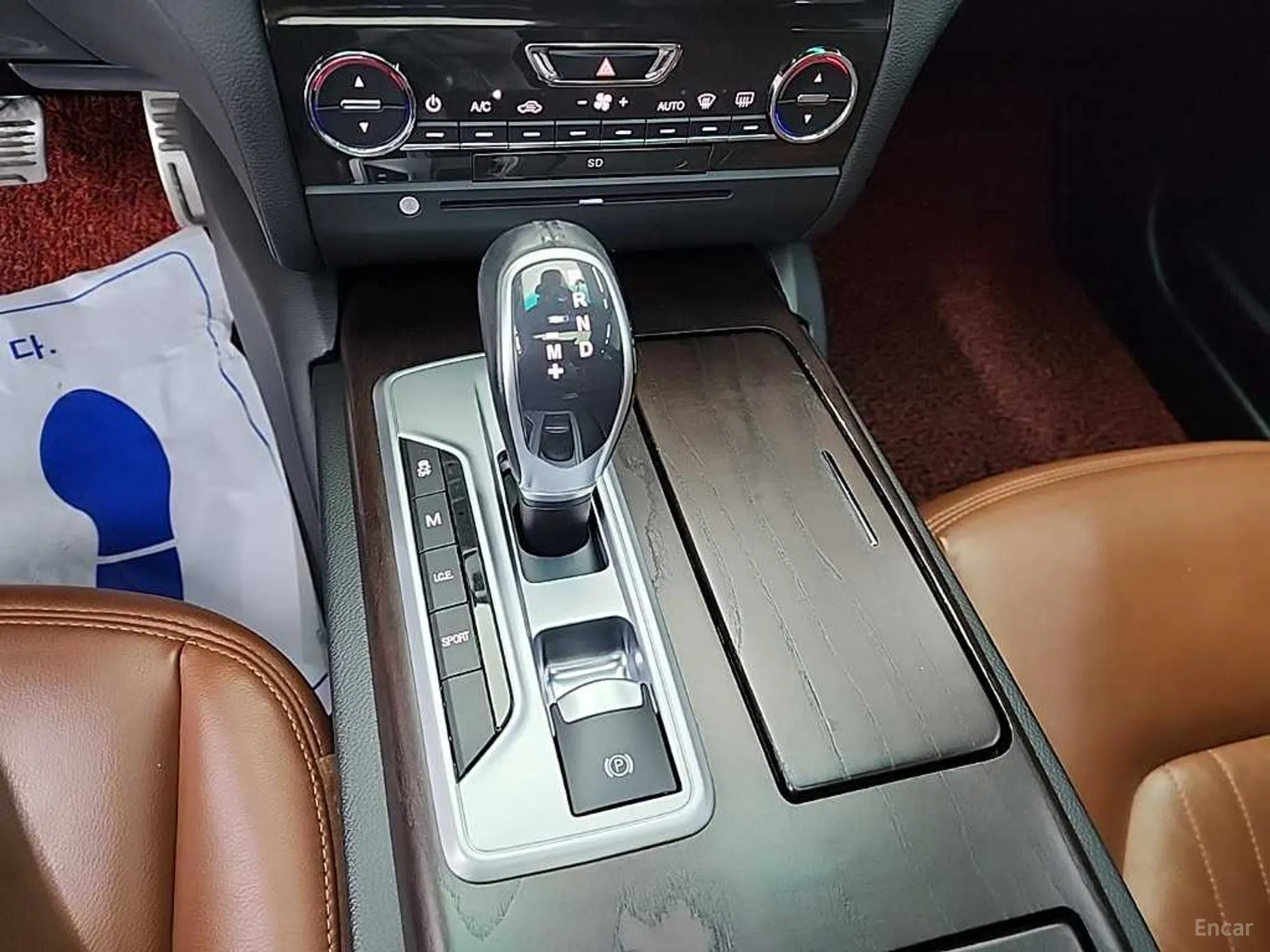 Maserati Ghibli превью 8