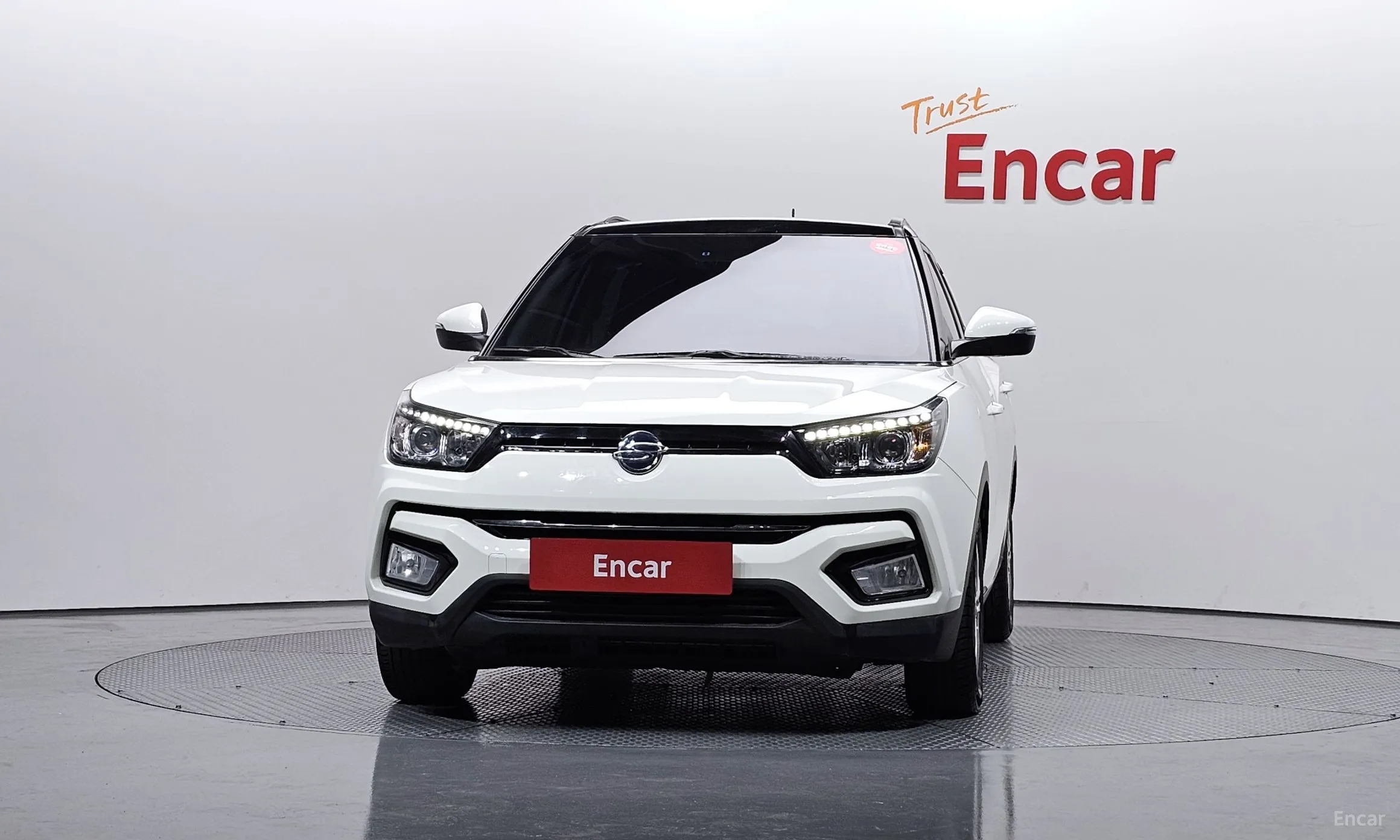 KG Mobility (SsangYong) Tivoli Armor превью 3
