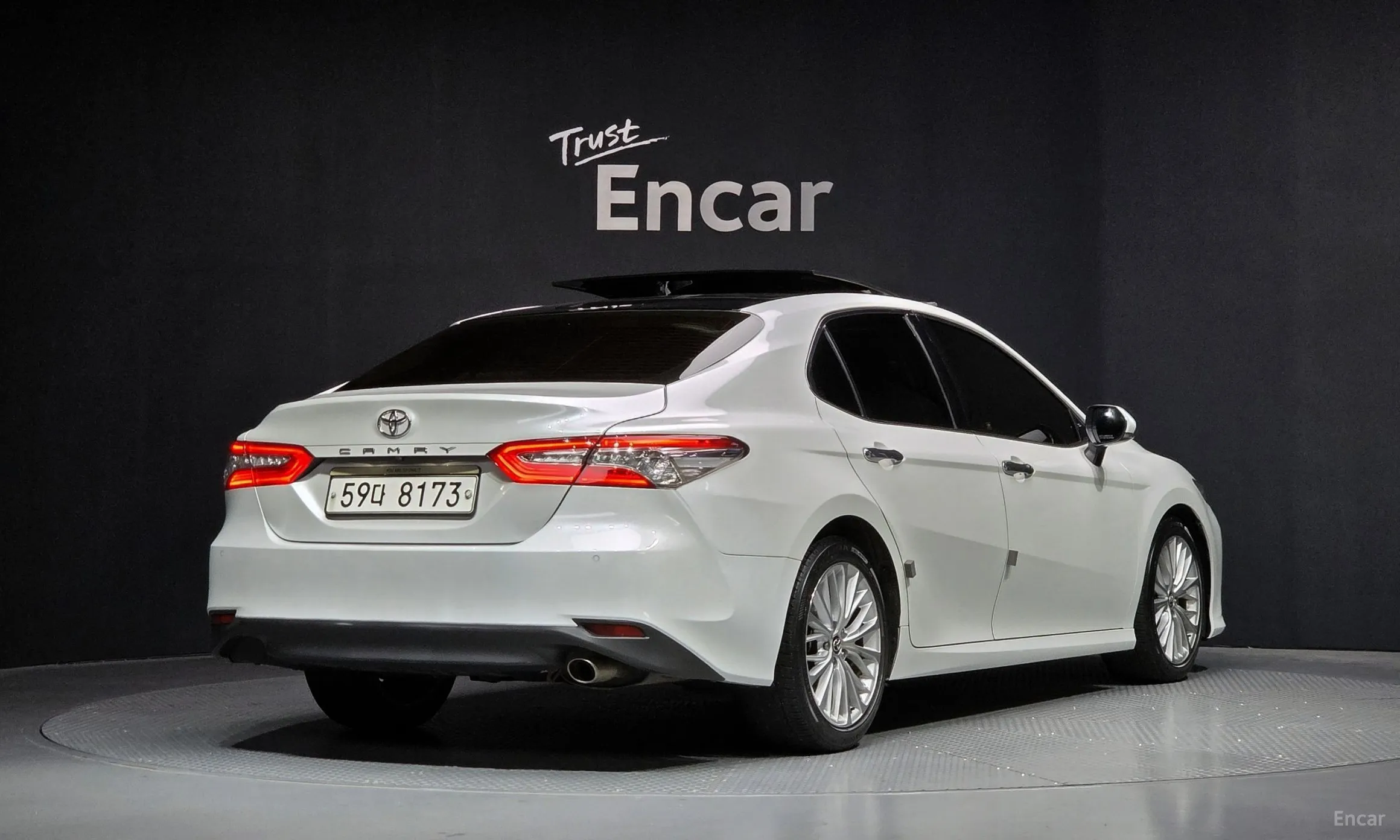 Toyota Camry (XV70)