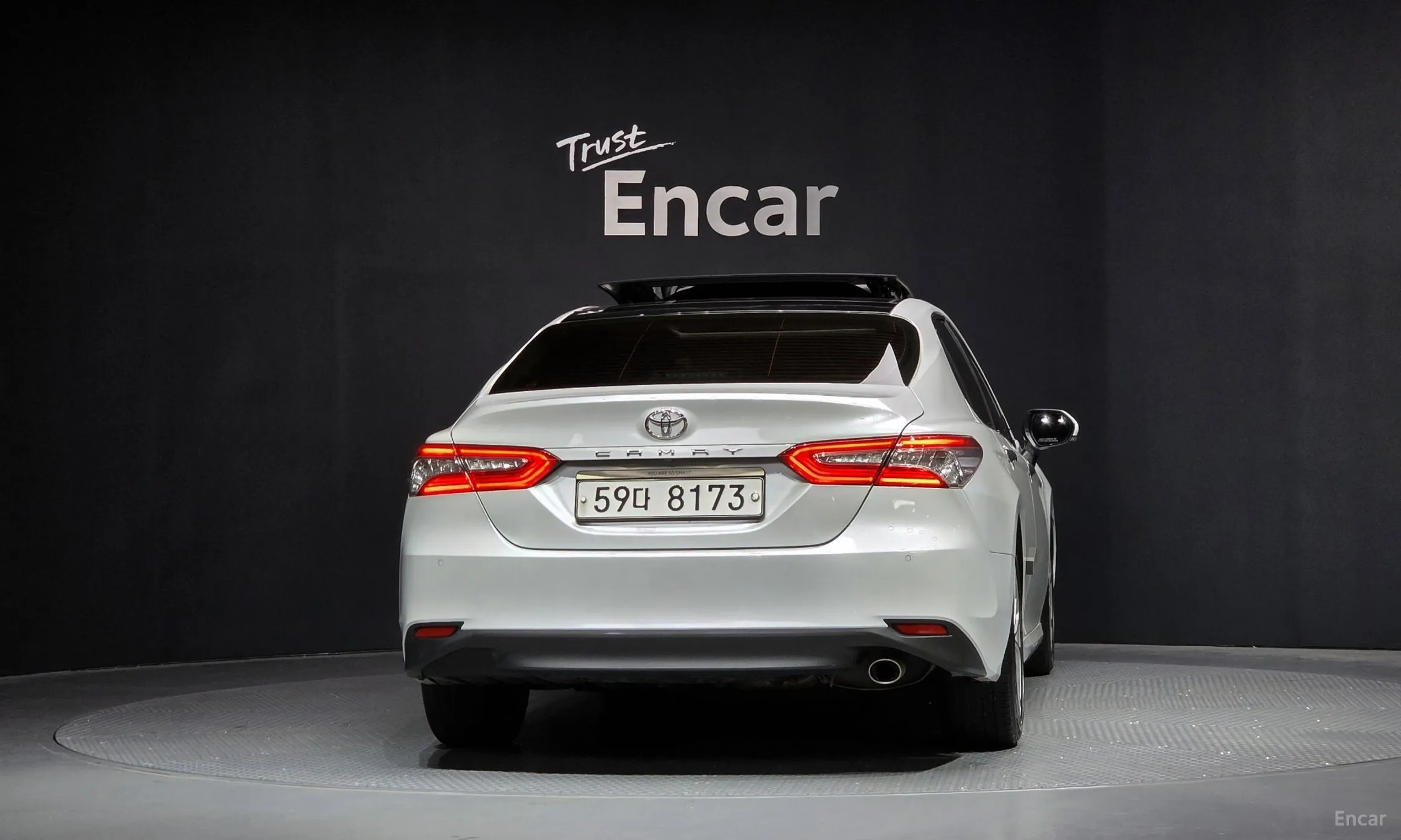 Toyota Camry (XV70) превью 4