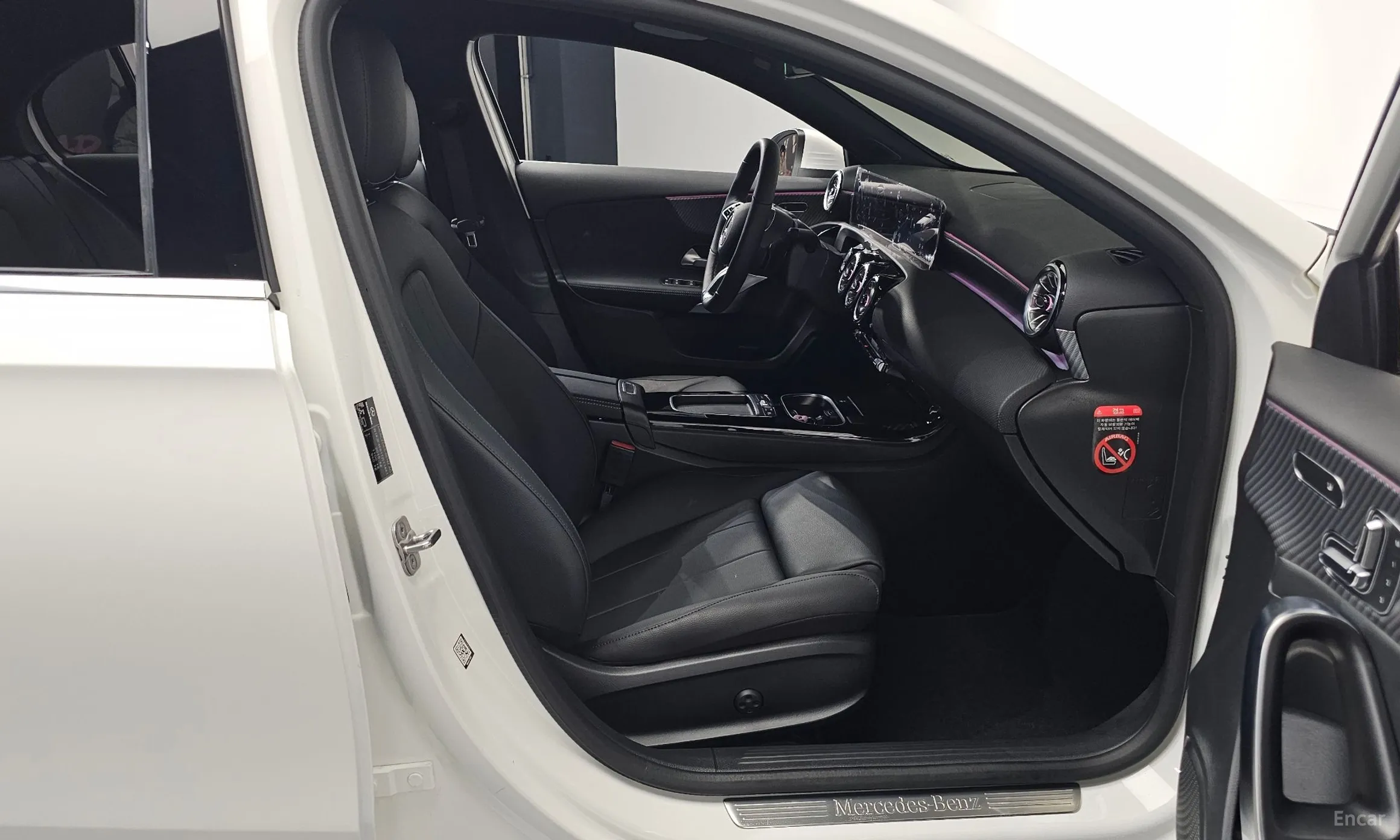 Mercedes Benz A-Class W177 превью 11