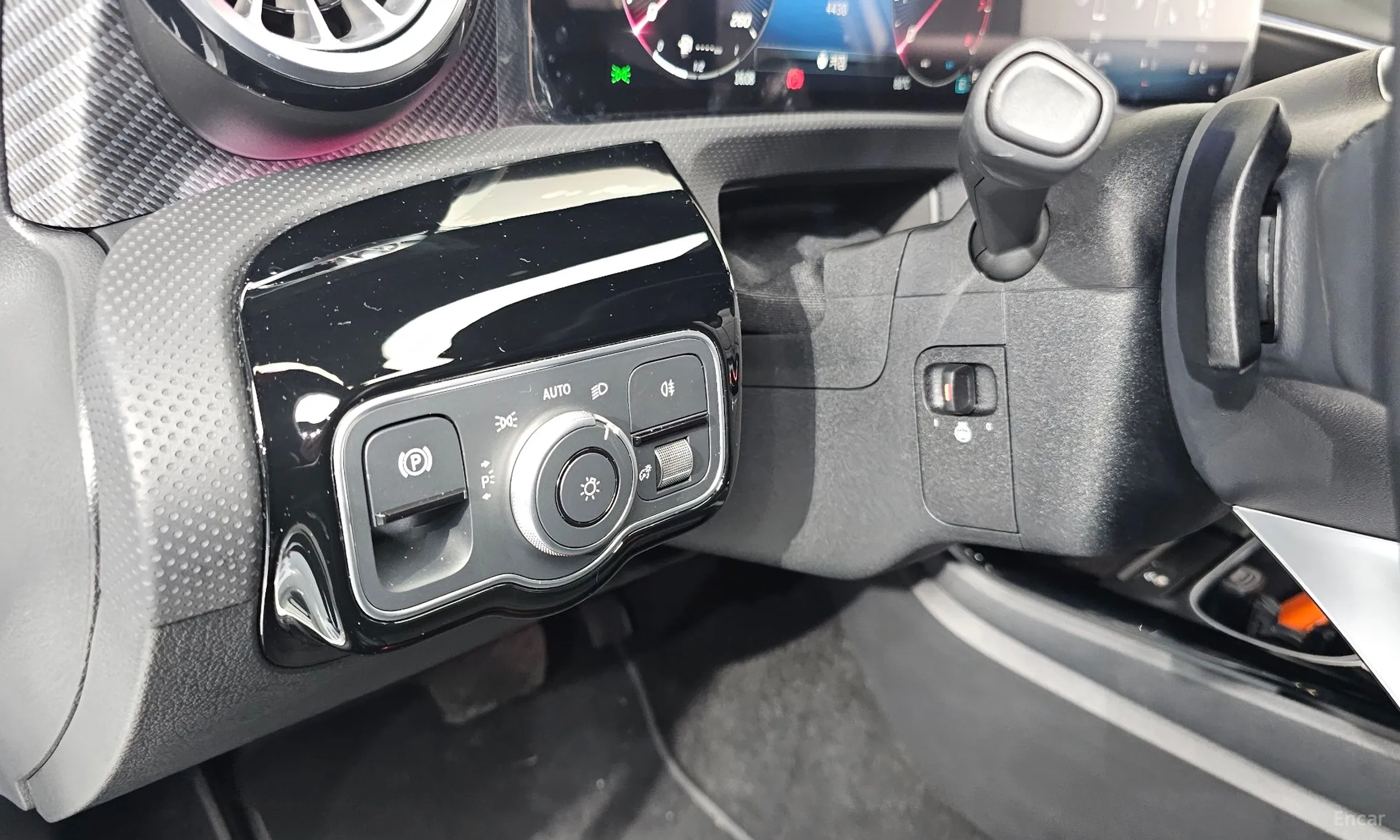 Mercedes Benz A-Class W177 превью 14