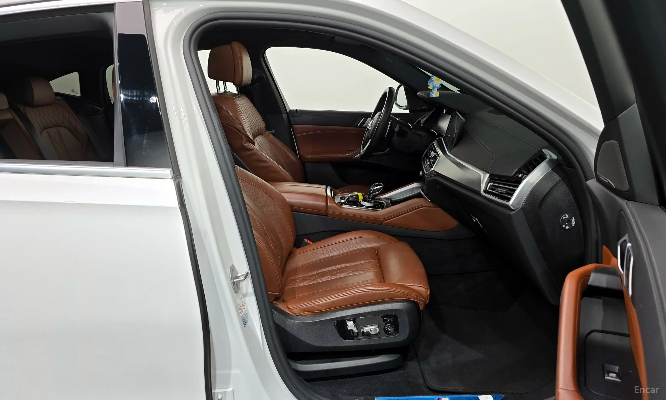 BMW X6 (G06) превью 11