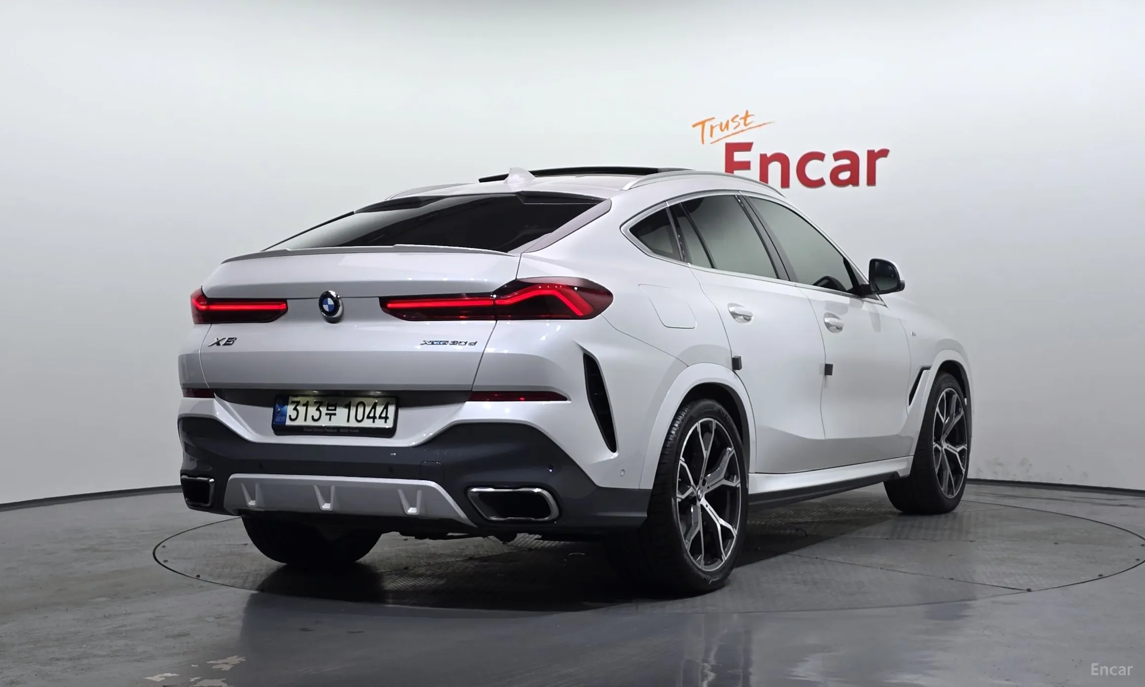 BMW X6 (G06)