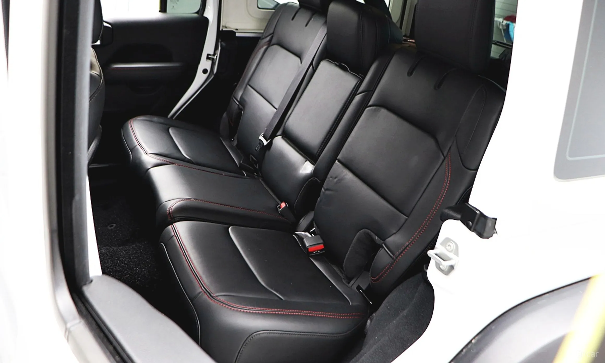Jeep Wrangler (JL) превью 14