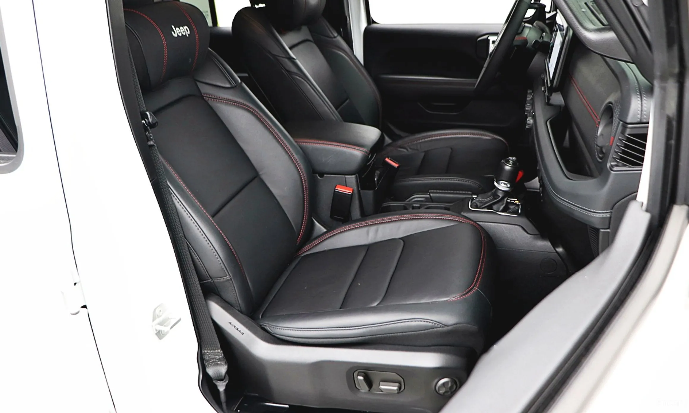Jeep Wrangler (JL) превью 16