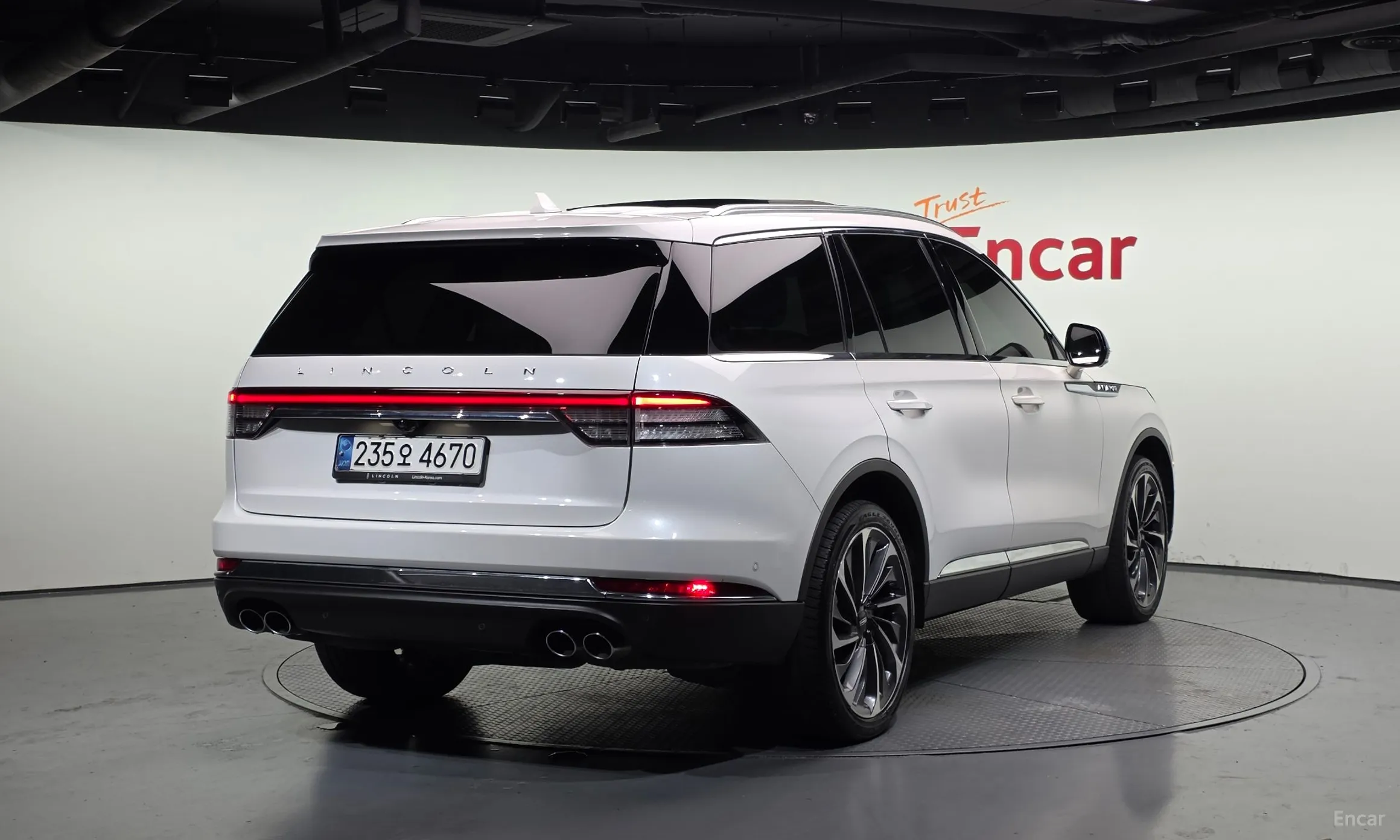 Lincoln Aviator 2nd Generation превью 2