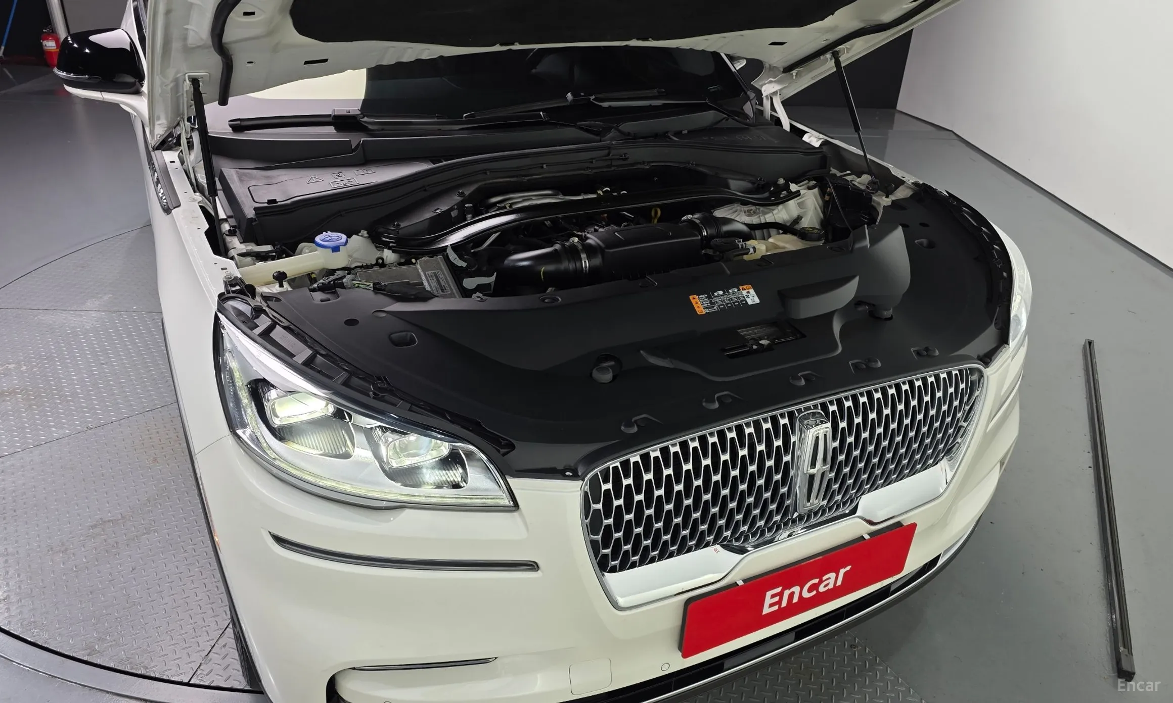 Lincoln Aviator 2nd Generation превью 6
