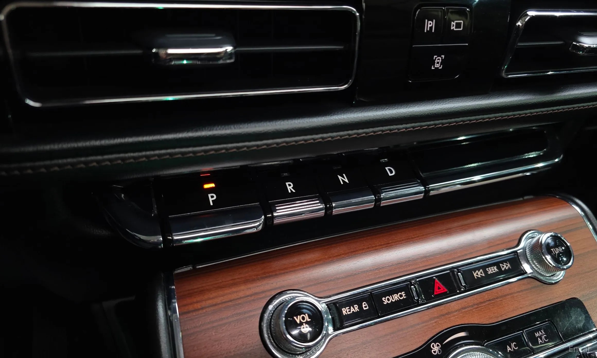 Lincoln Aviator 2nd Generation превью 9