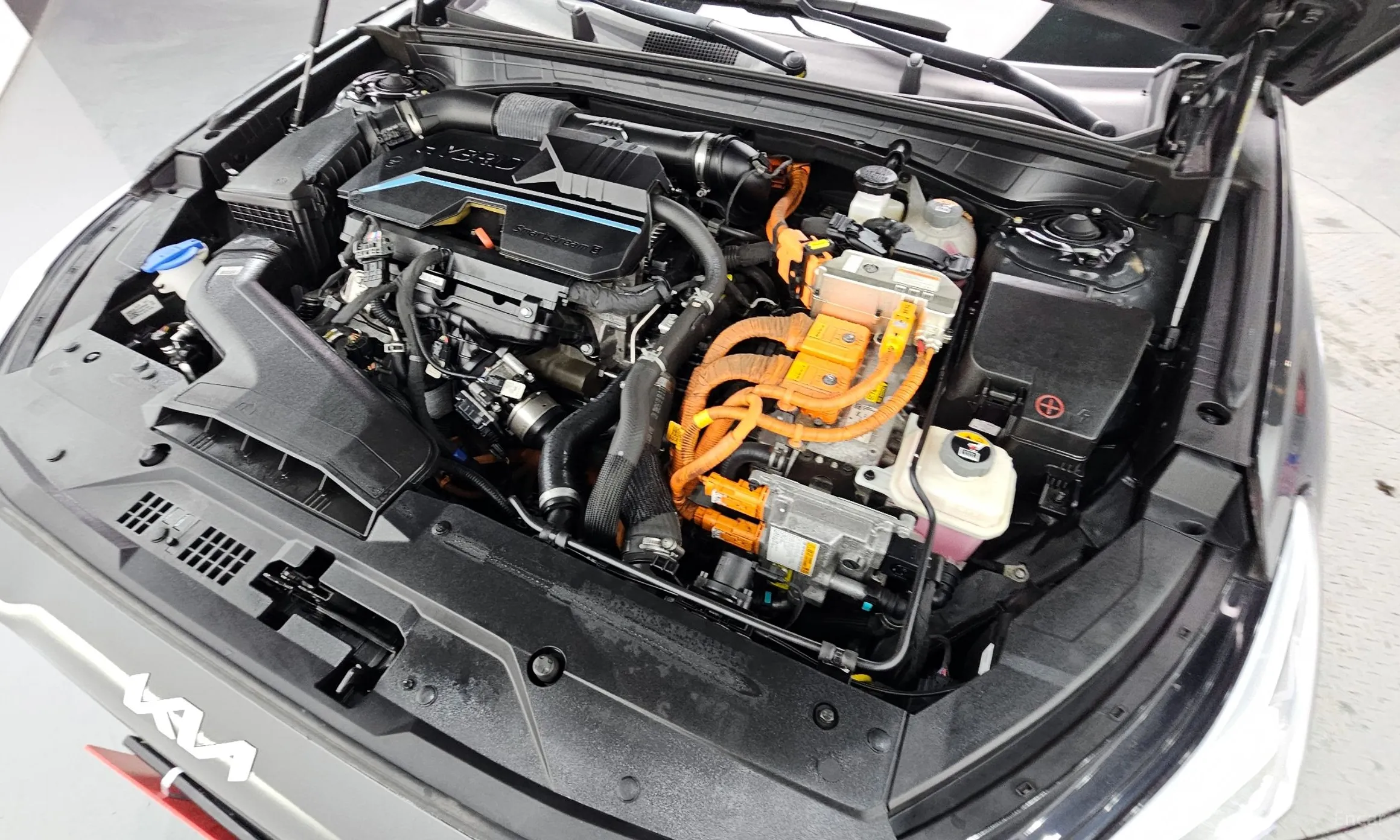 Kia K8 Hybrid превью 6