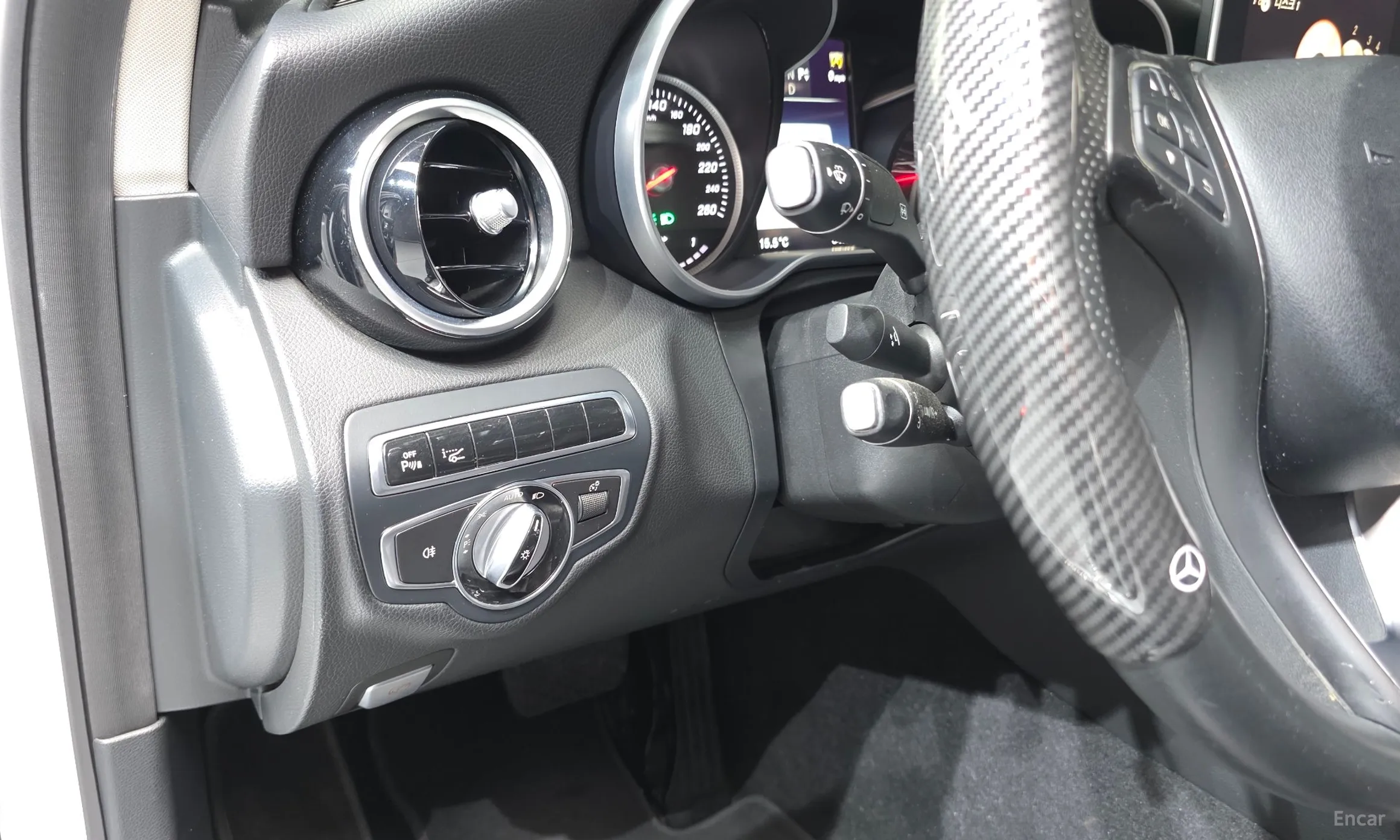 Mercedes Benz C-Class W205 превью 15
