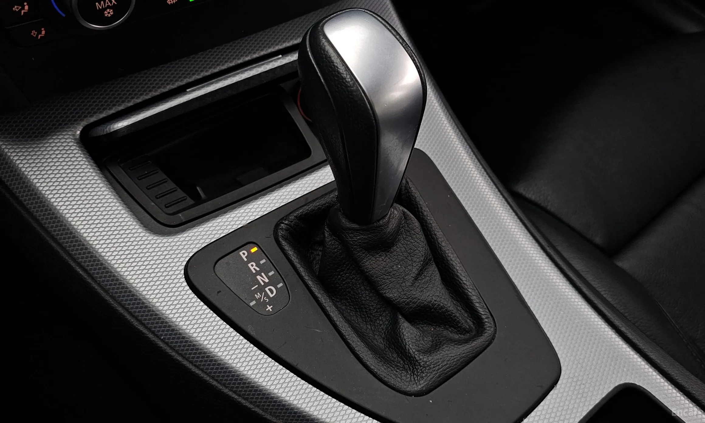 BMW 3 Series (E90) превью 9