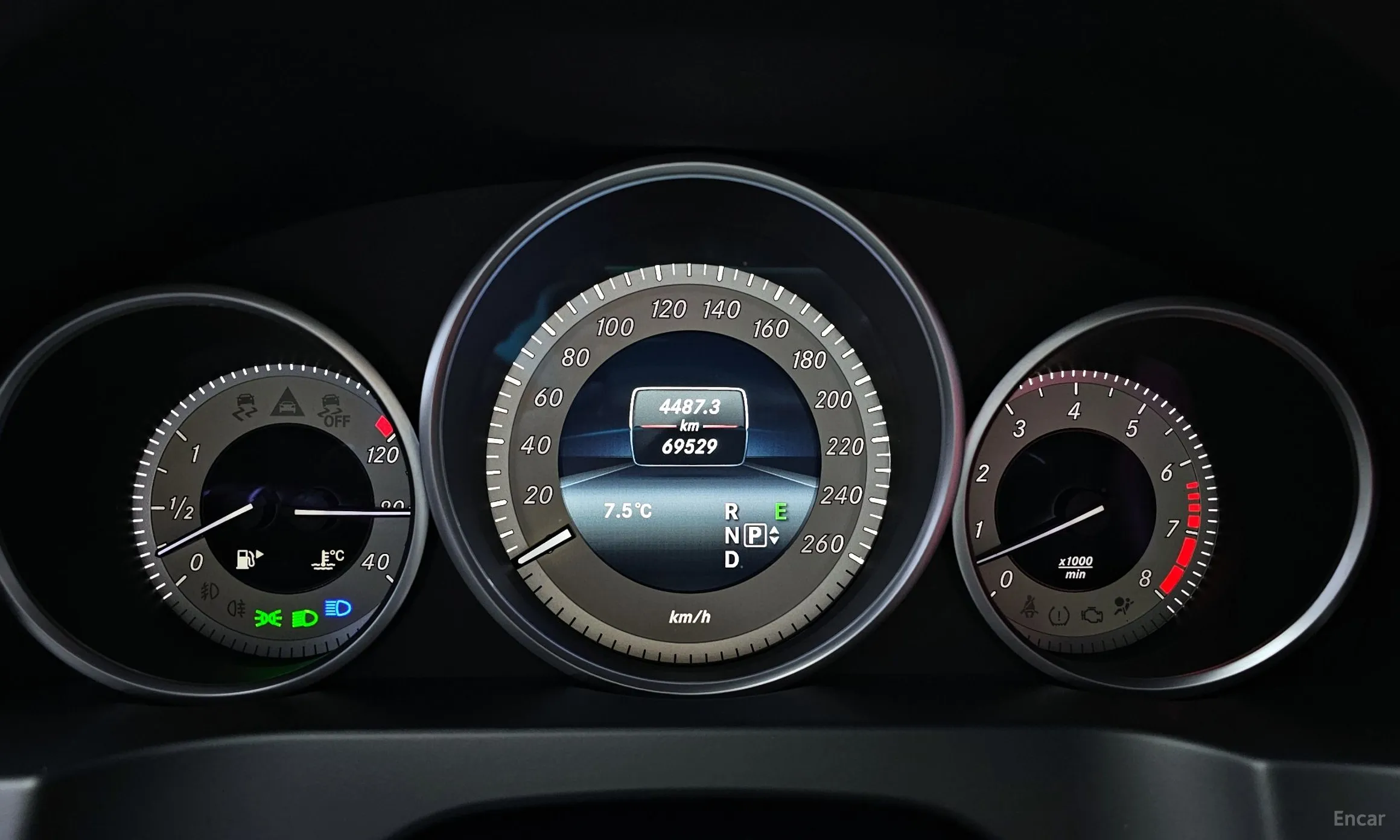 Mercedes Benz E-Class W212 превью 8