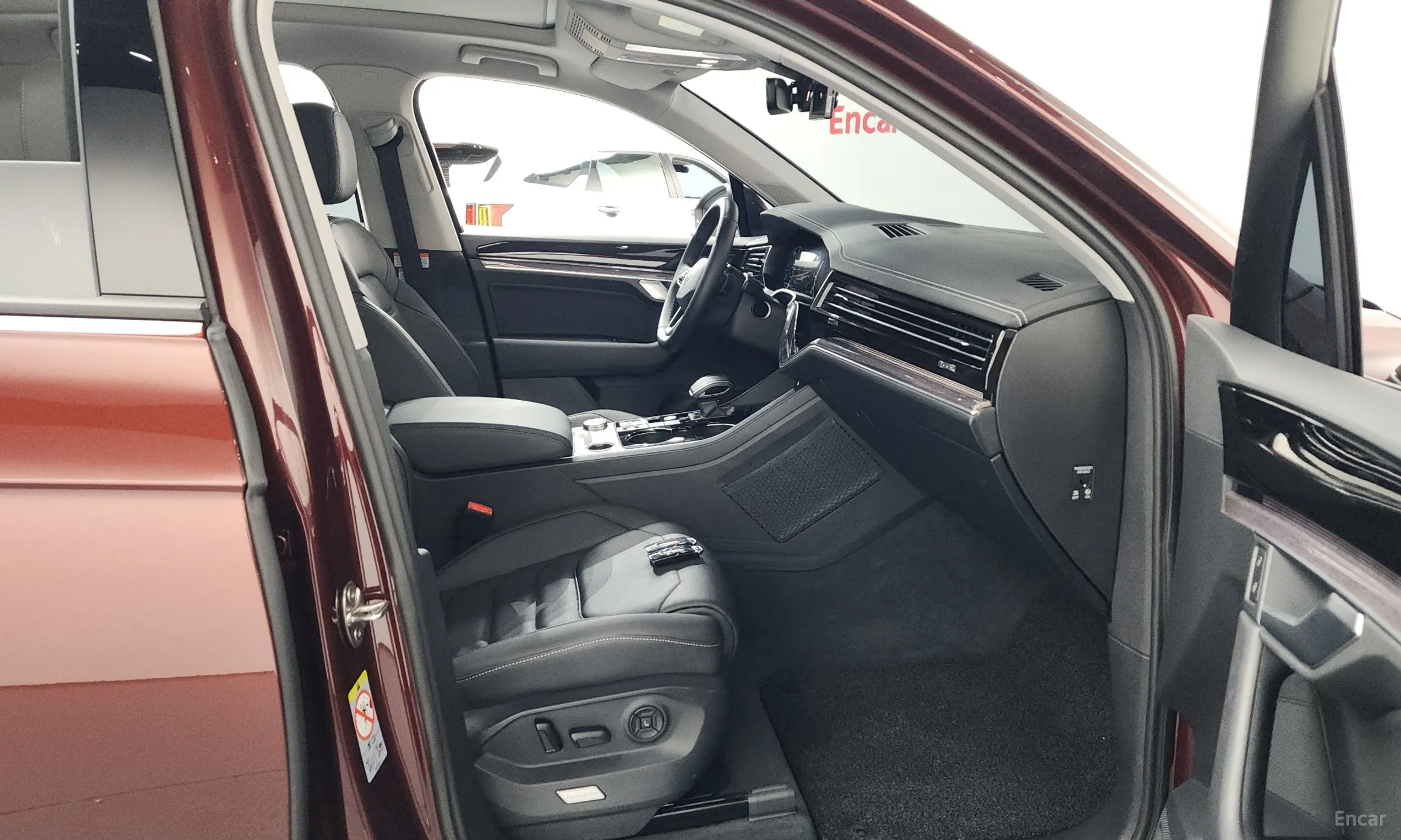 Volkswagen Touareg 3rd Generation превью 11