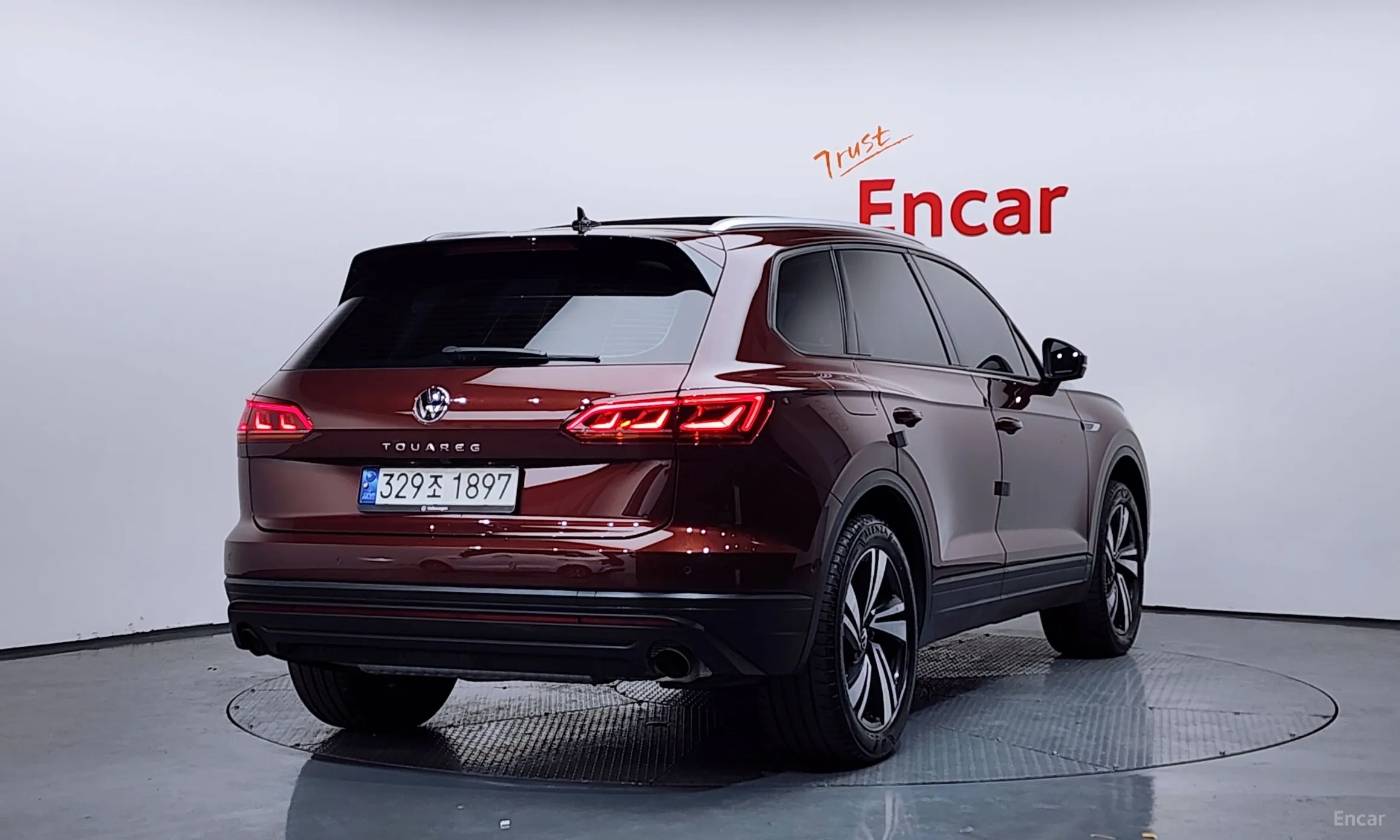Volkswagen Touareg 3rd Generation превью 2
