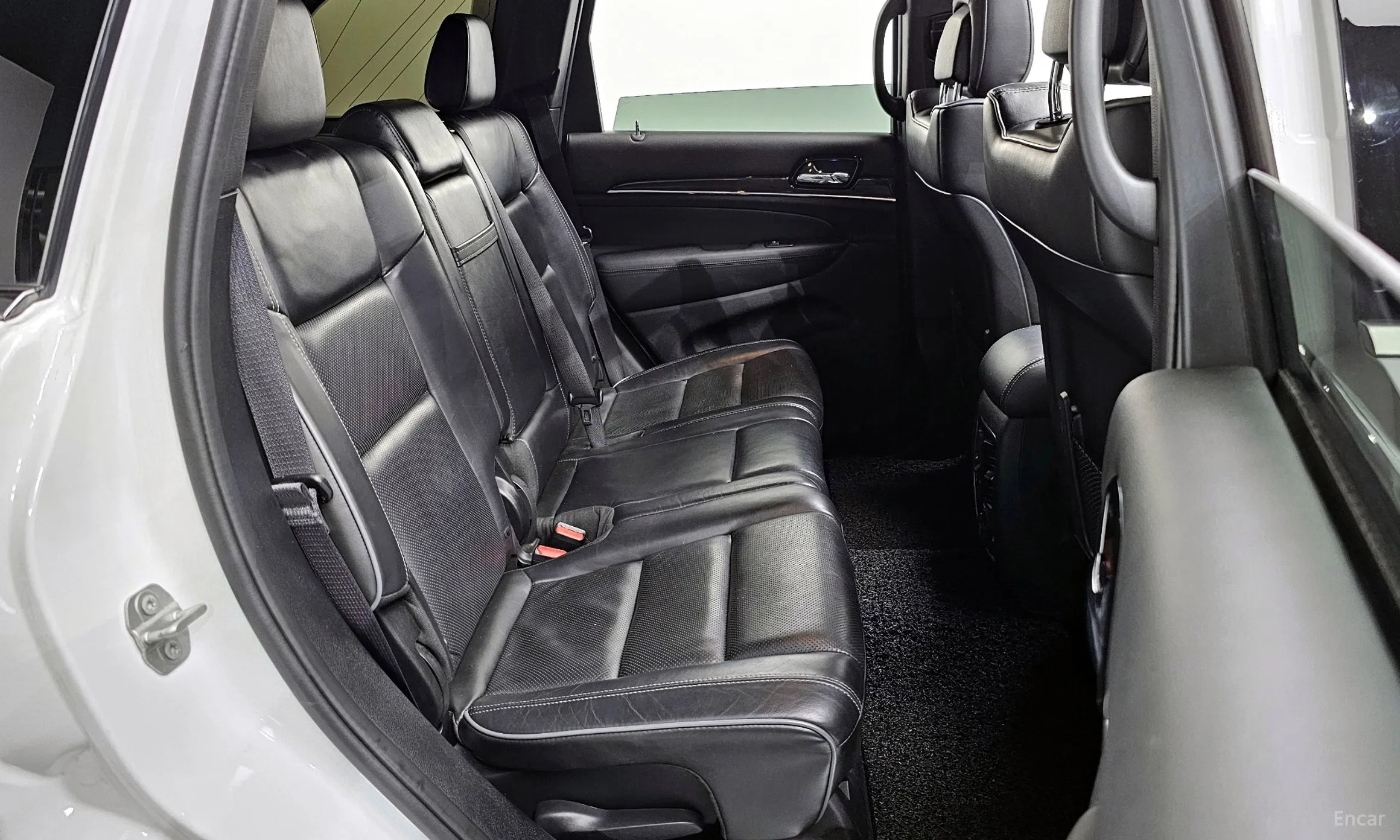Jeep Grand Cherokee превью 12